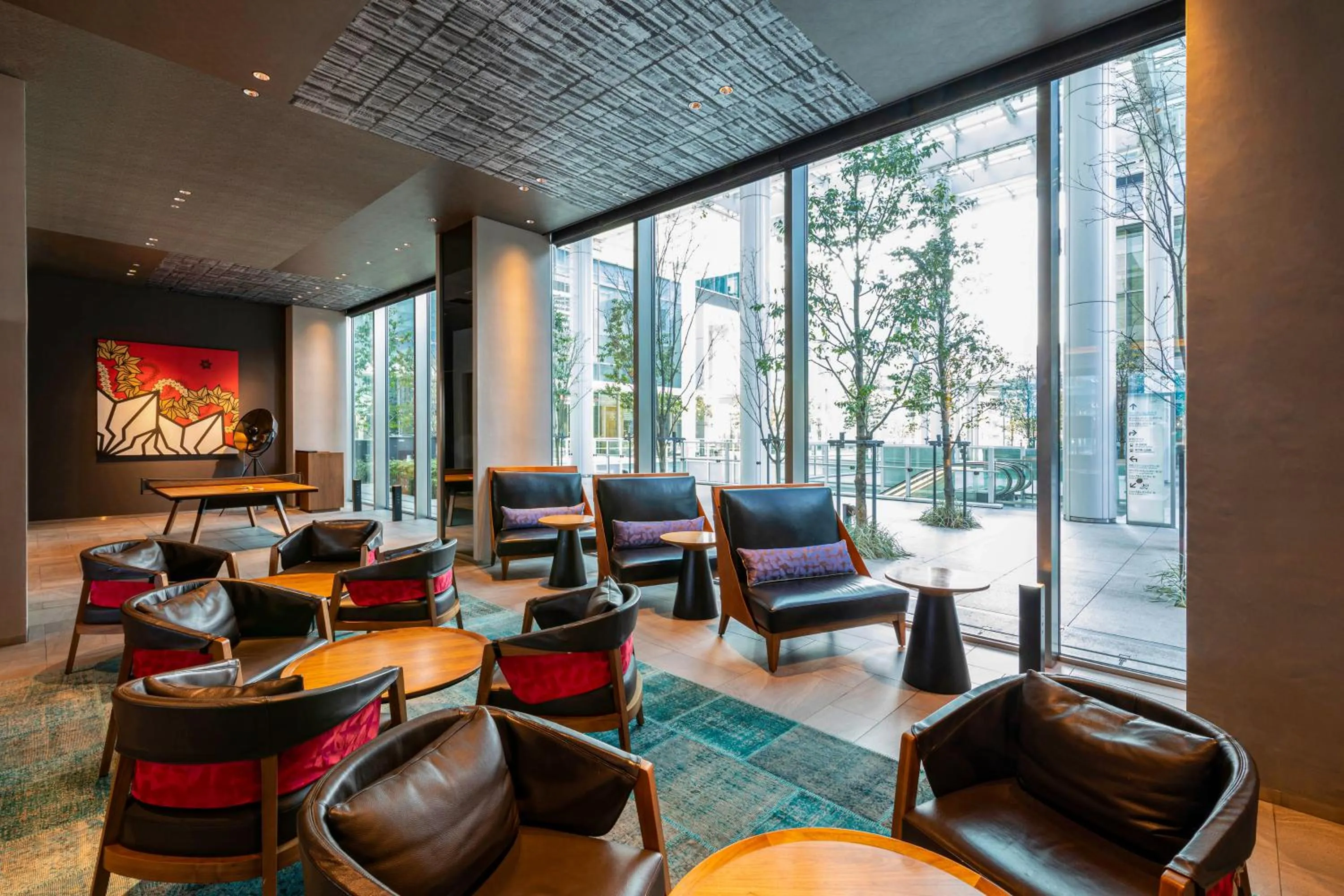 Lounge or bar in Pullman Tokyo Tamachi