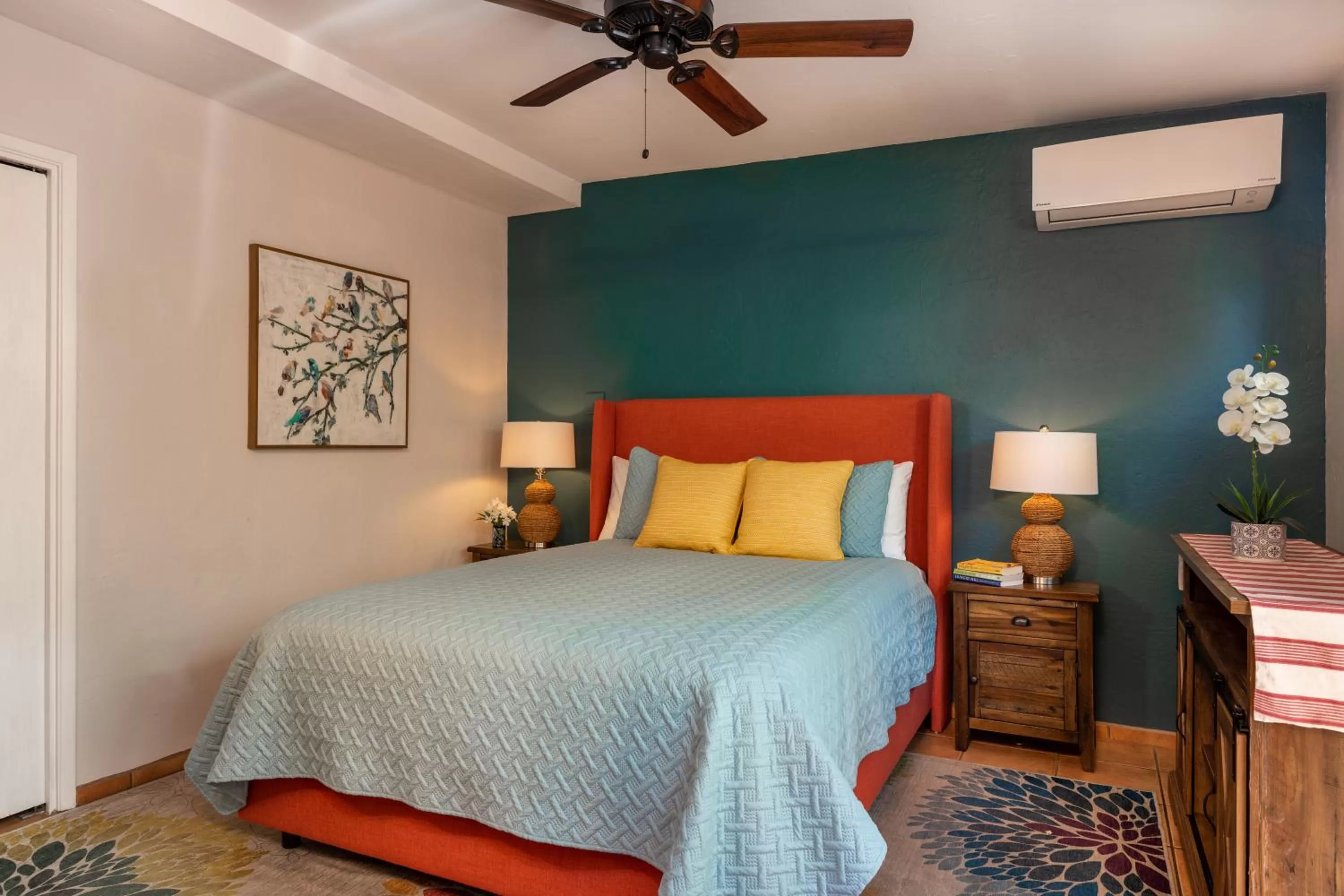 Standard Queen Room in Adobe Rose Inn