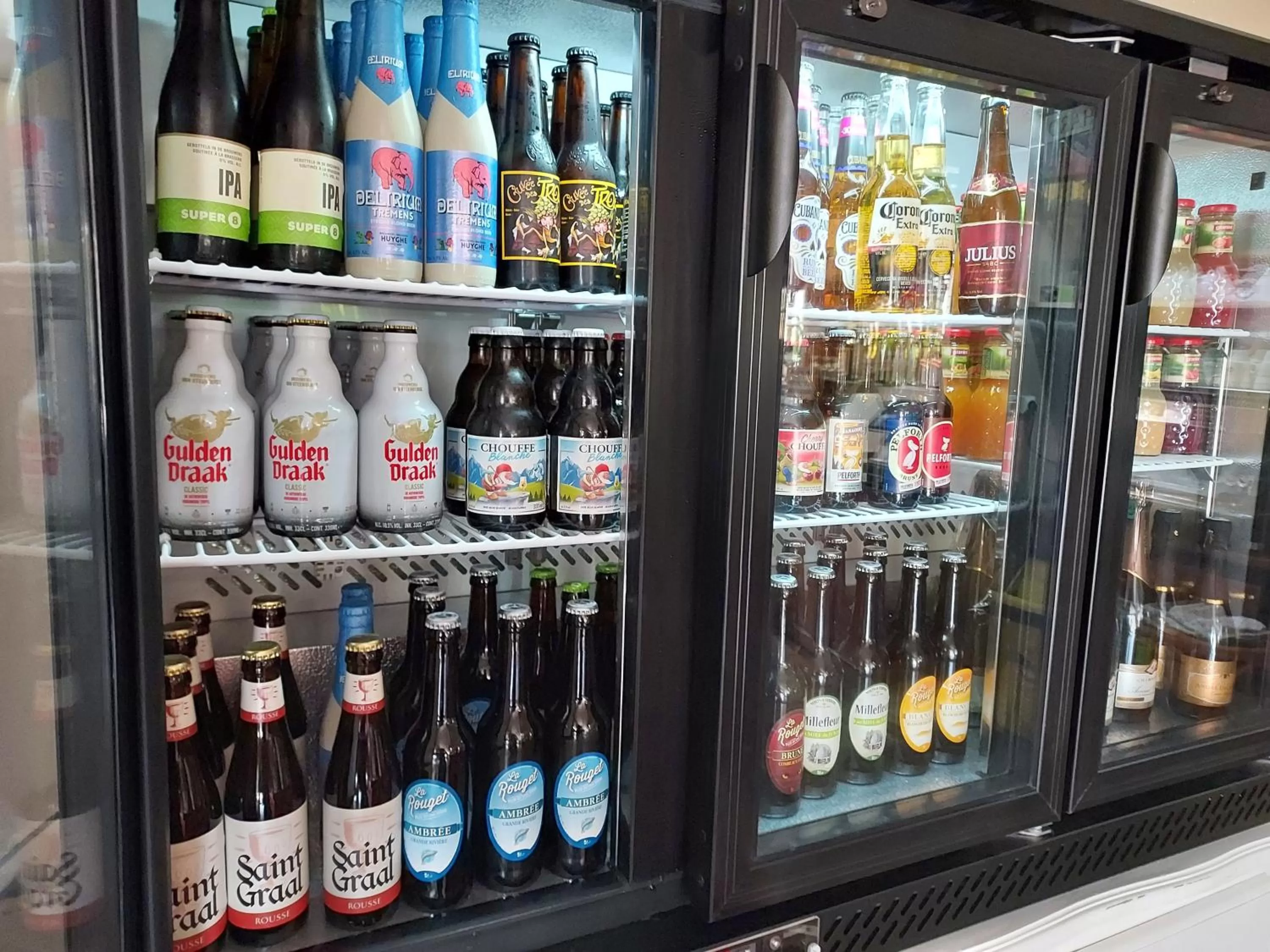 Drinks in Hôtel le Comtois