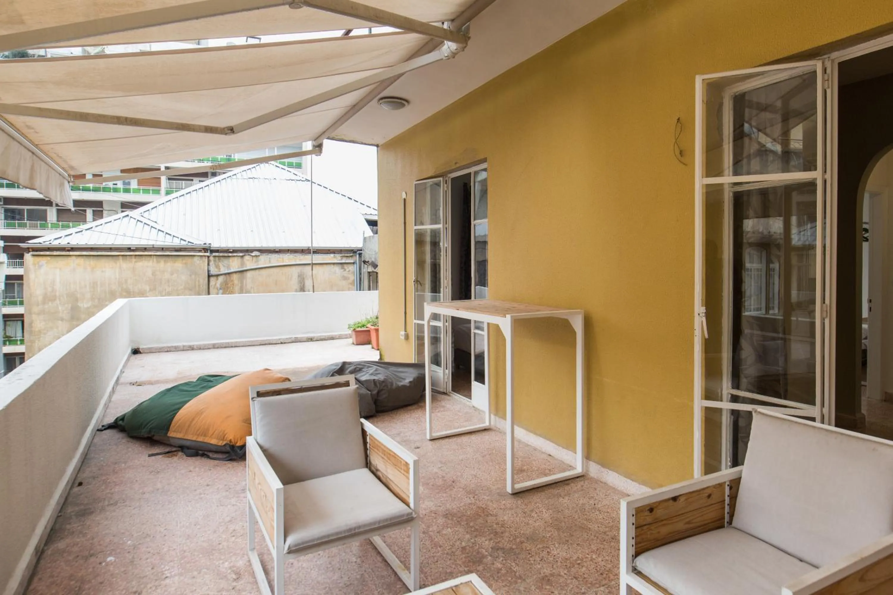 The Grand Meshmosh Hotel