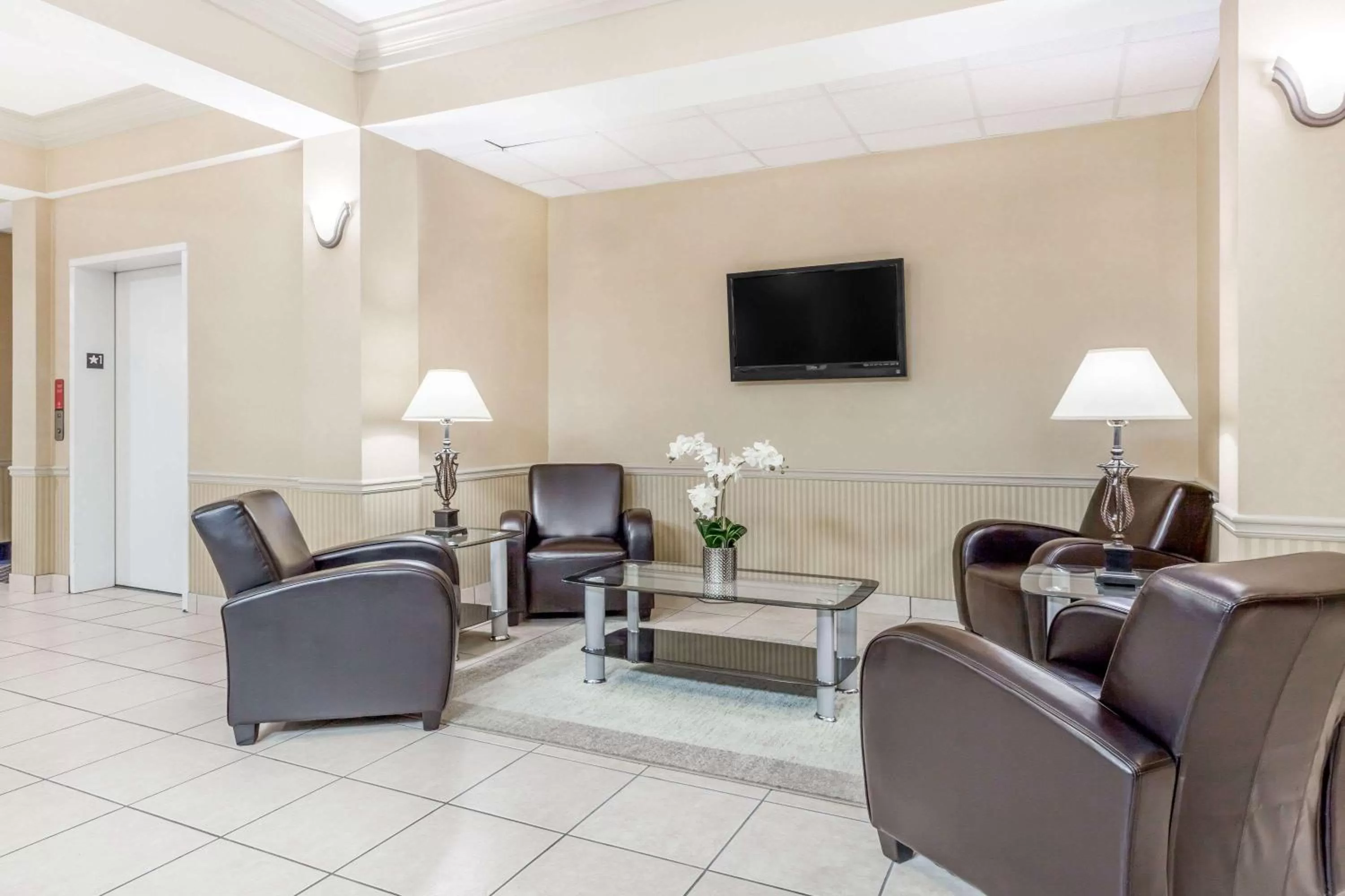 Lobby or reception in Baymont by Wyndham Cartersville