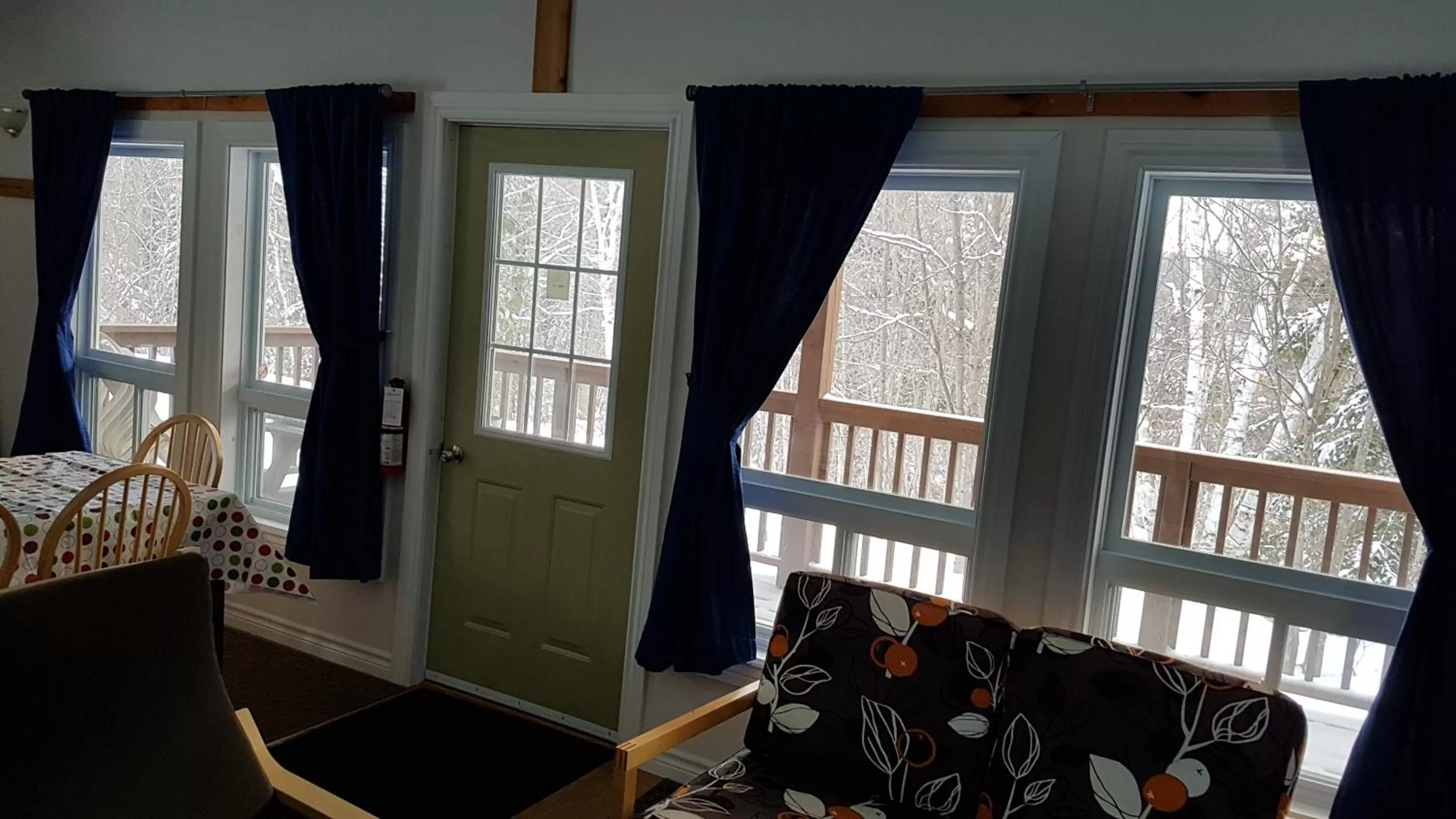 Balcony/Terrace in Parkway Cottage Resort and Trading Post