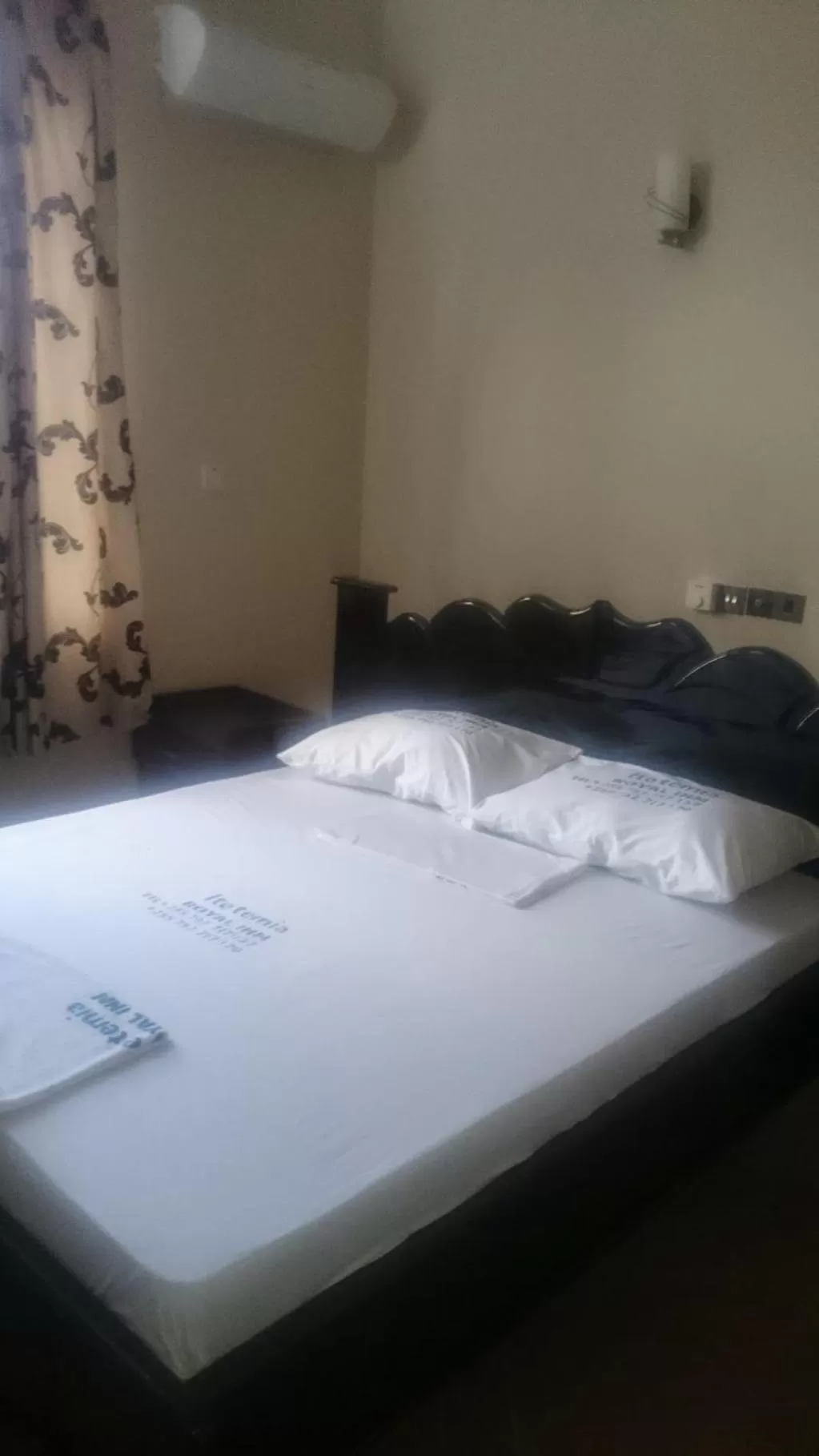 Bed in Itetemia Royal Inn