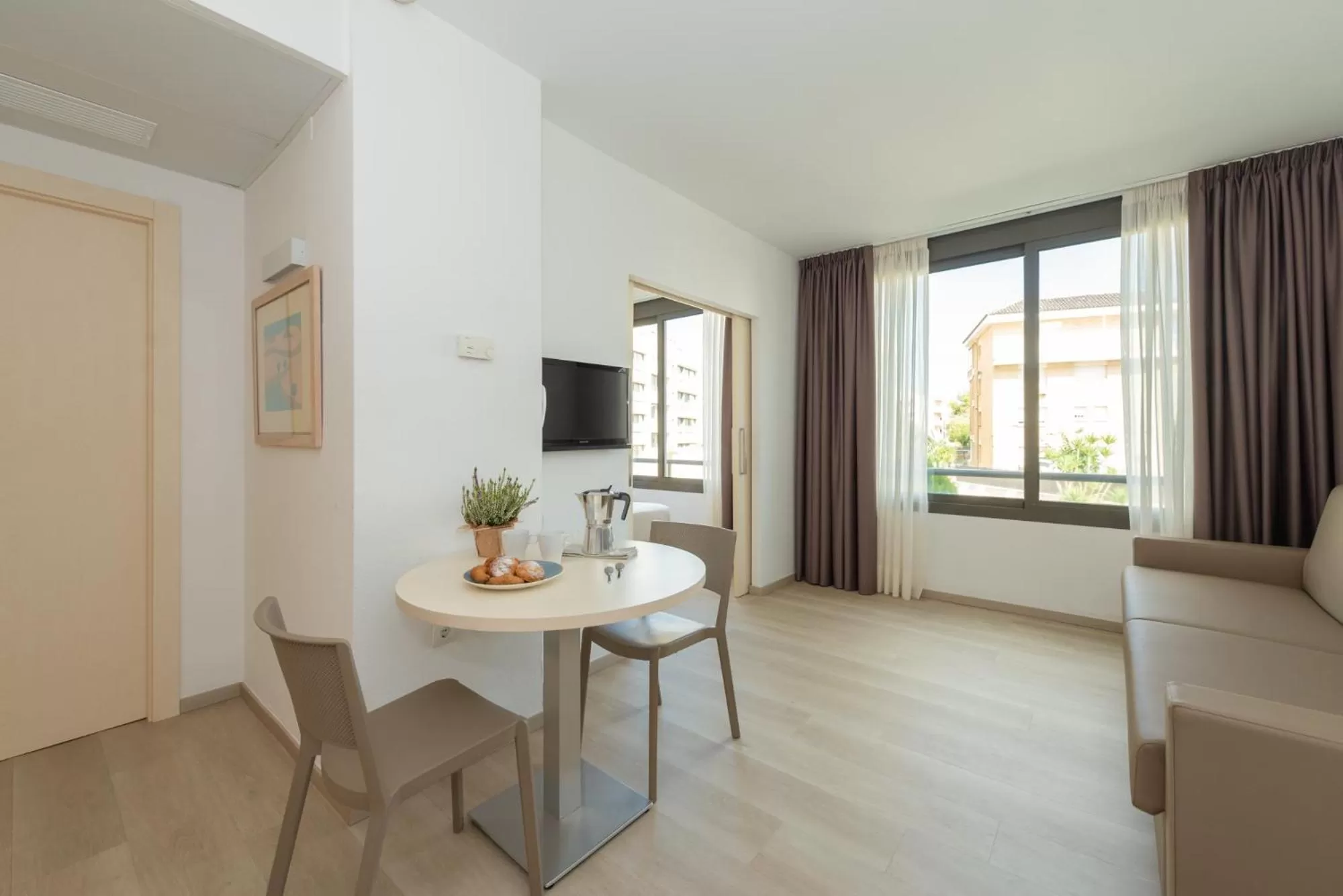 Seating area in Atenea Park Suites & Apartments