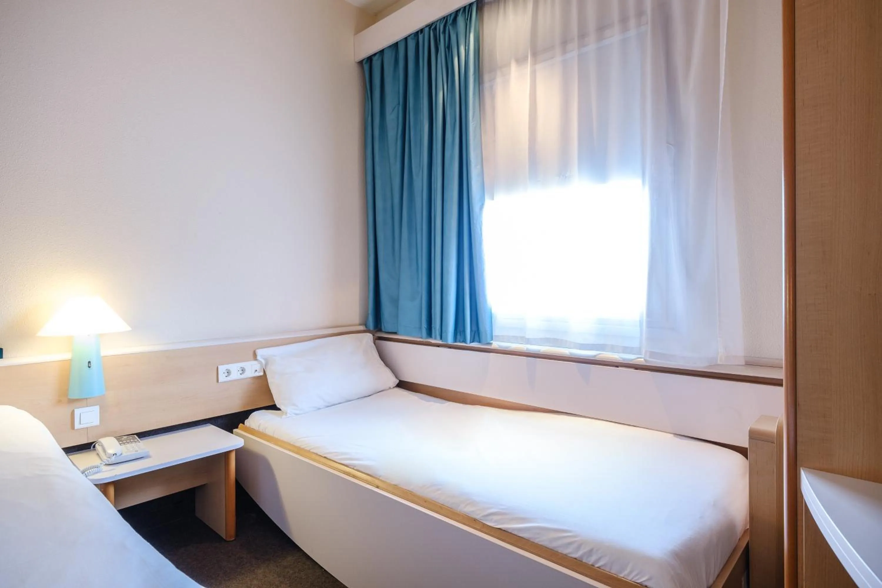 Bed in Ibis Madrid Alcorcon Tresaguas