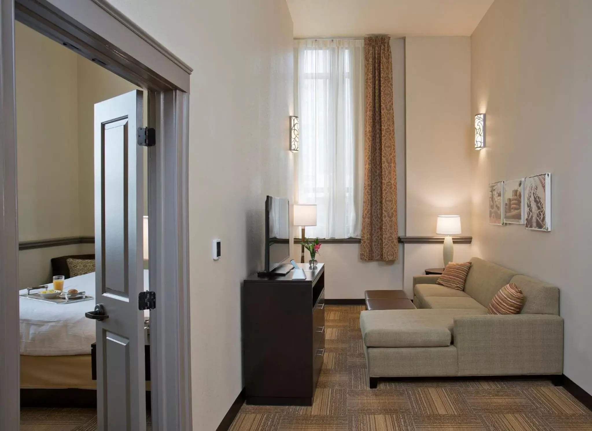 One-Bedroom King Suite in Staybridge Suites Baltimore - Inner Harbor, an IHG Hotel One-Bedroom King Suite in Staybridge Suites Baltimore - Inner Harbor, an IHG Hotel