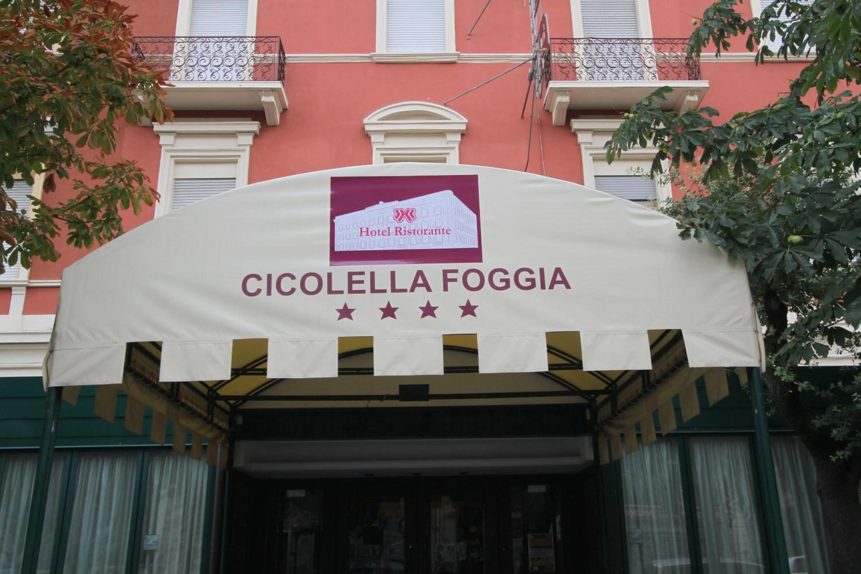 Facade/entrance in Hotel Cicolella