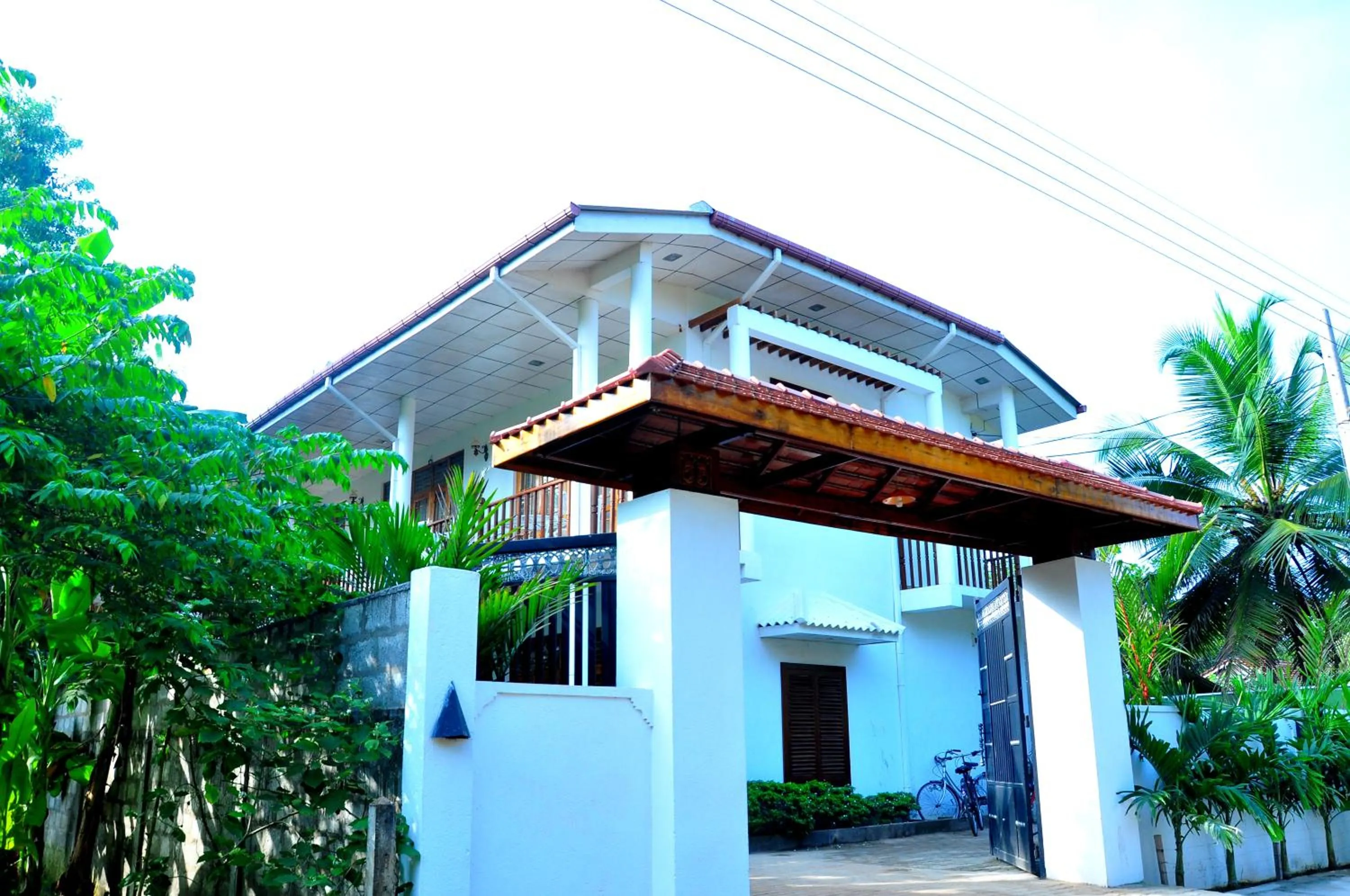 Facade/entrance in London Palace
