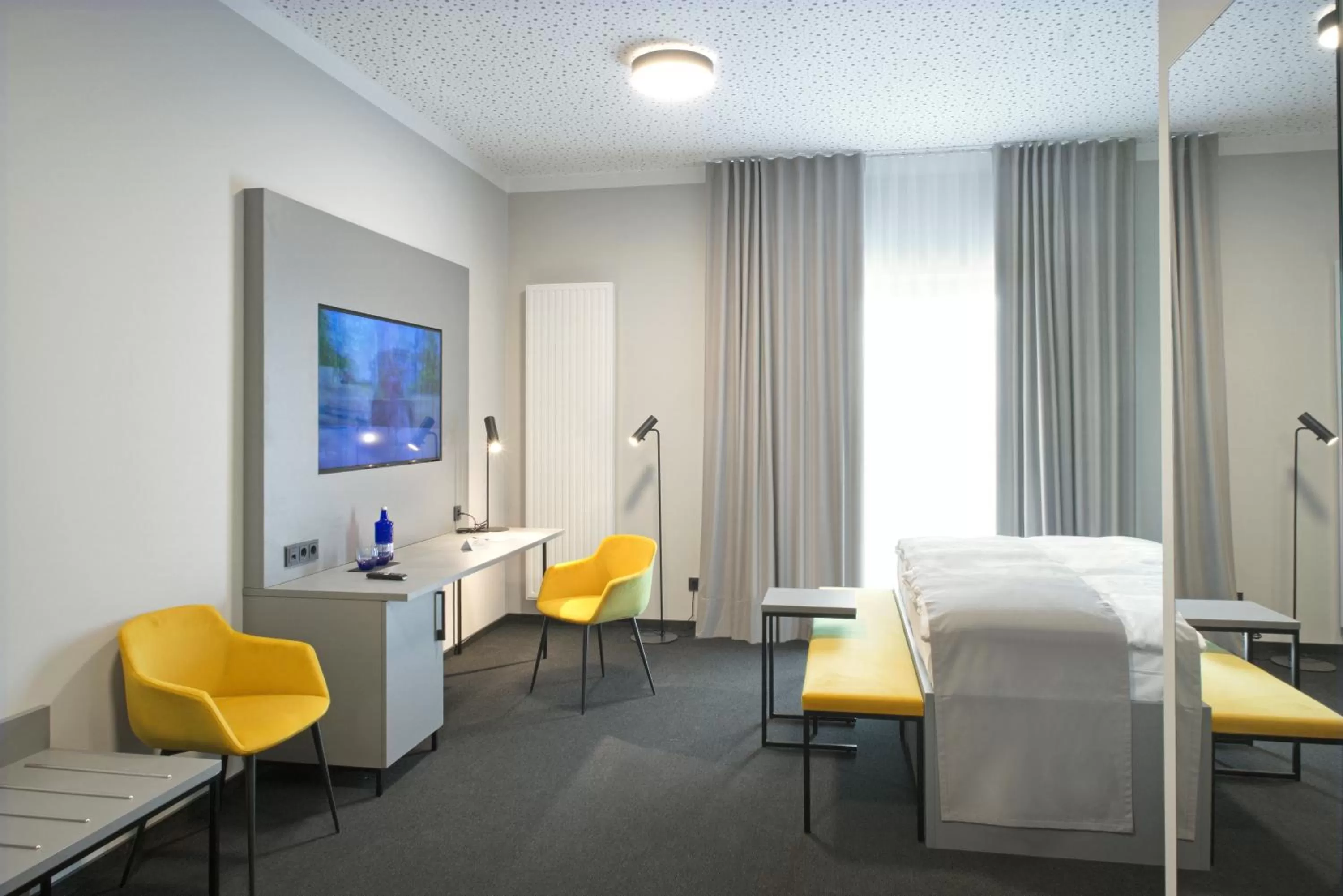 Staff, Bed in Hotel Adler Münster