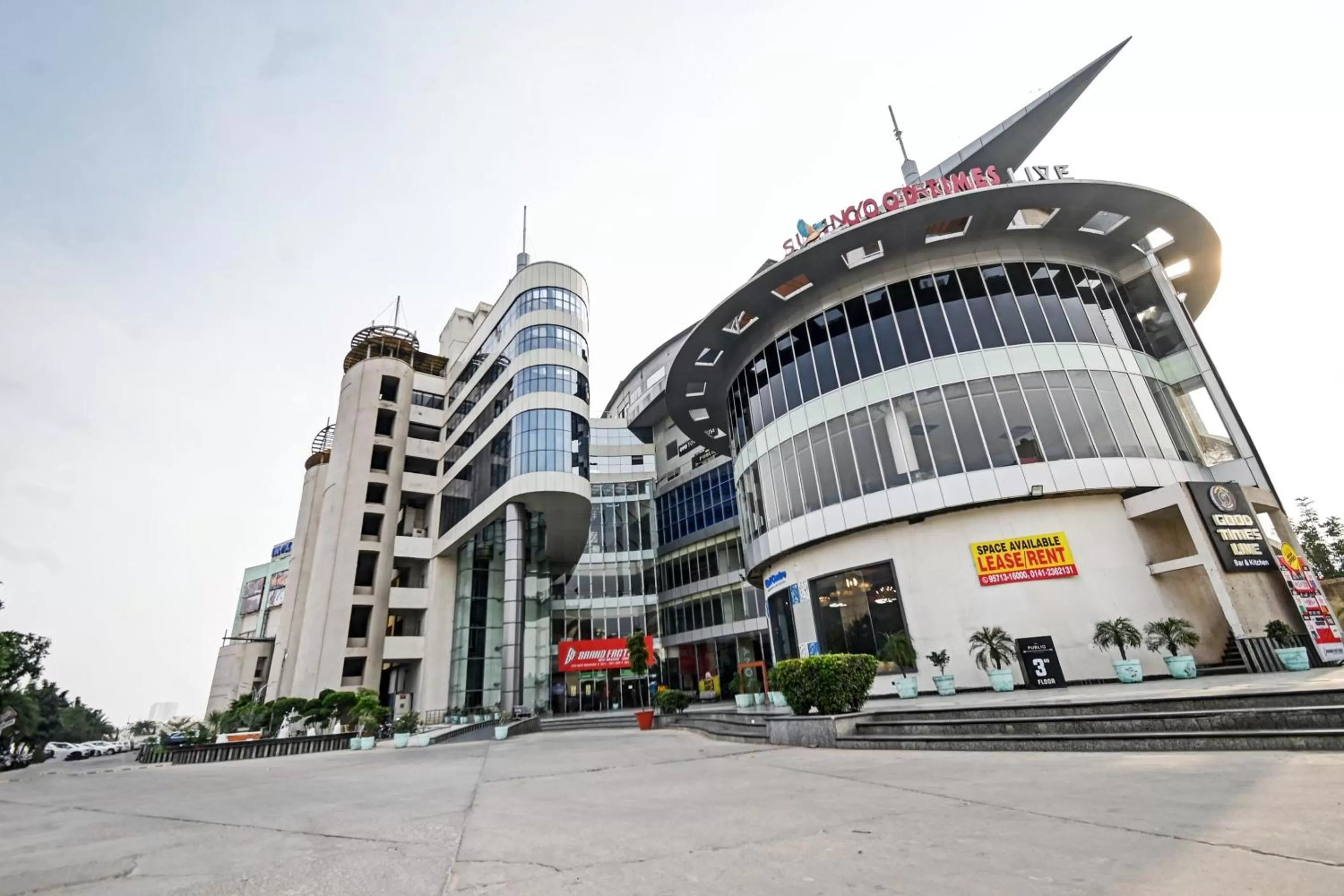 Facade/entrance, Property Building in Super OYO Townhouse 132 Hotel The Grand