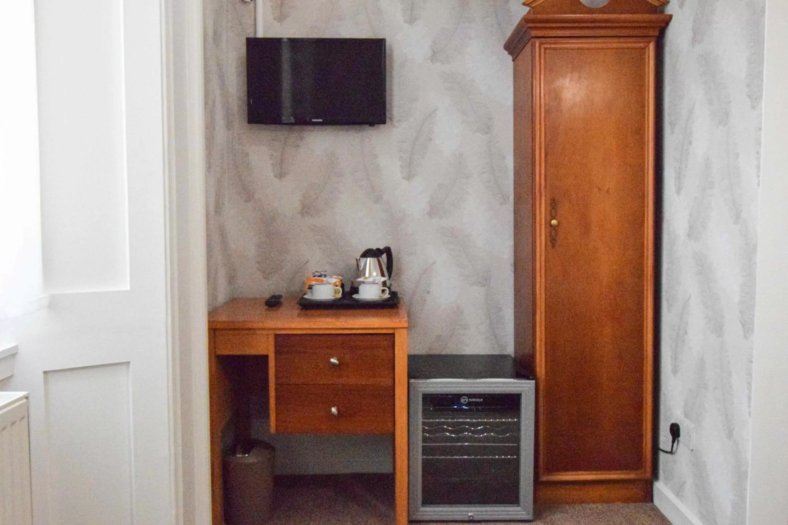 Pembridge Palace Hotel