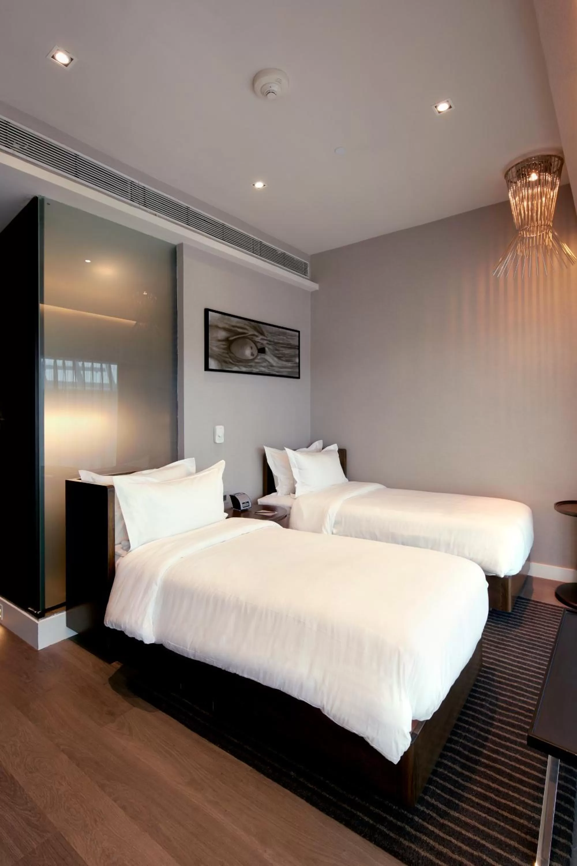 Bed in Holiday Inn Express New Delhi International Airport T3 by IHG