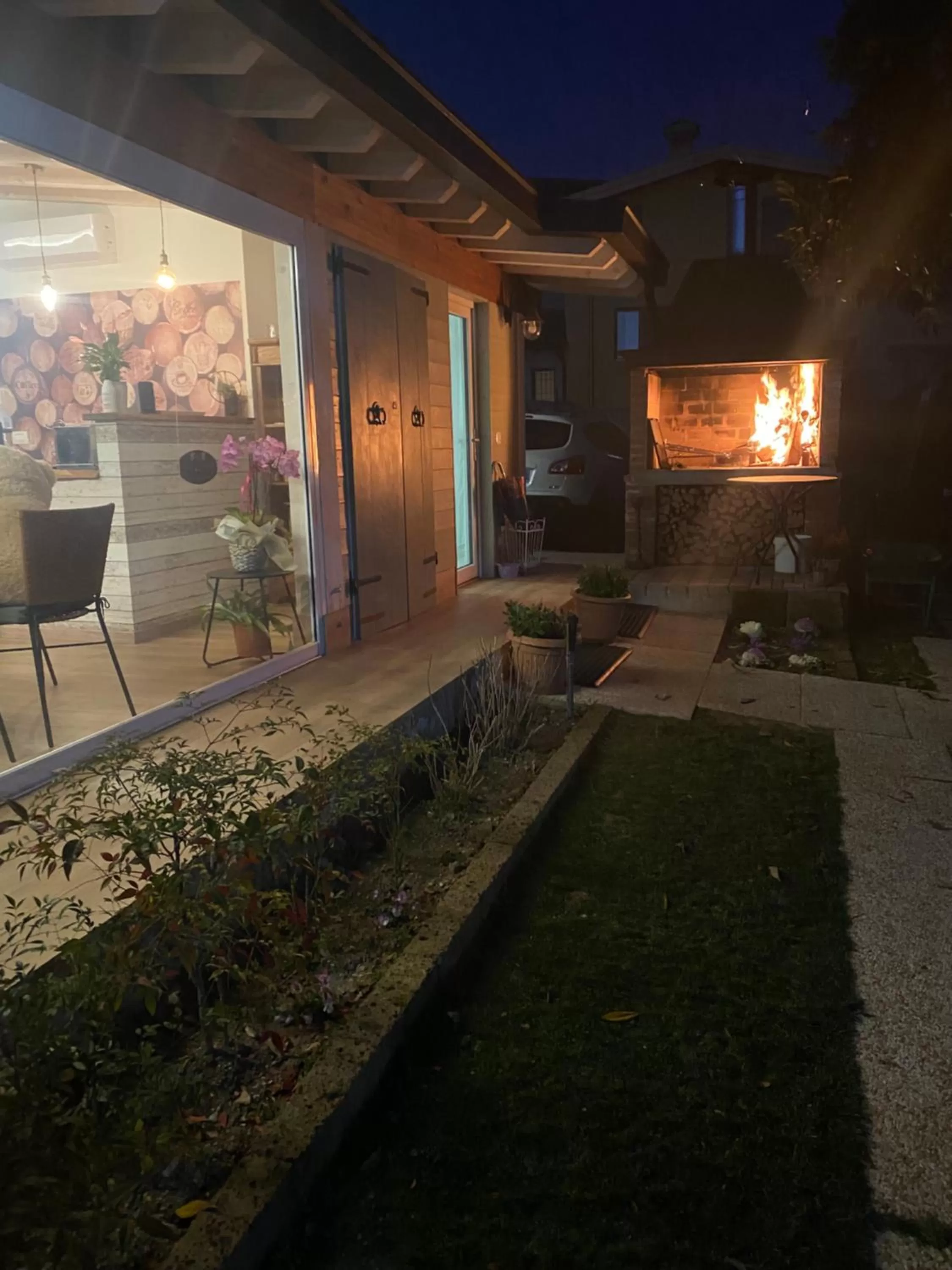 BBQ facilities in La Casa Di Campagna Sul Garda