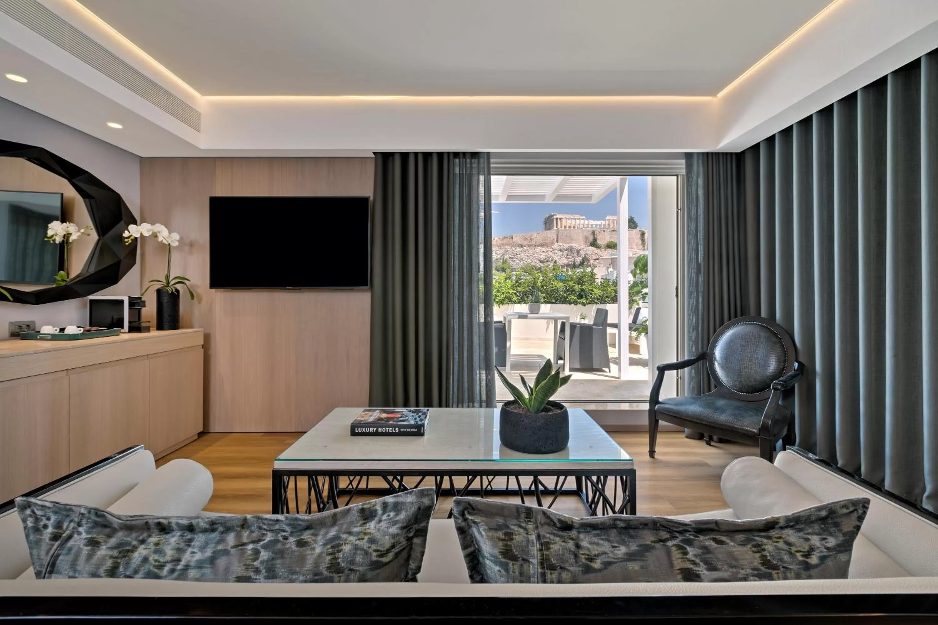 Living room in Divani Palace Acropolis