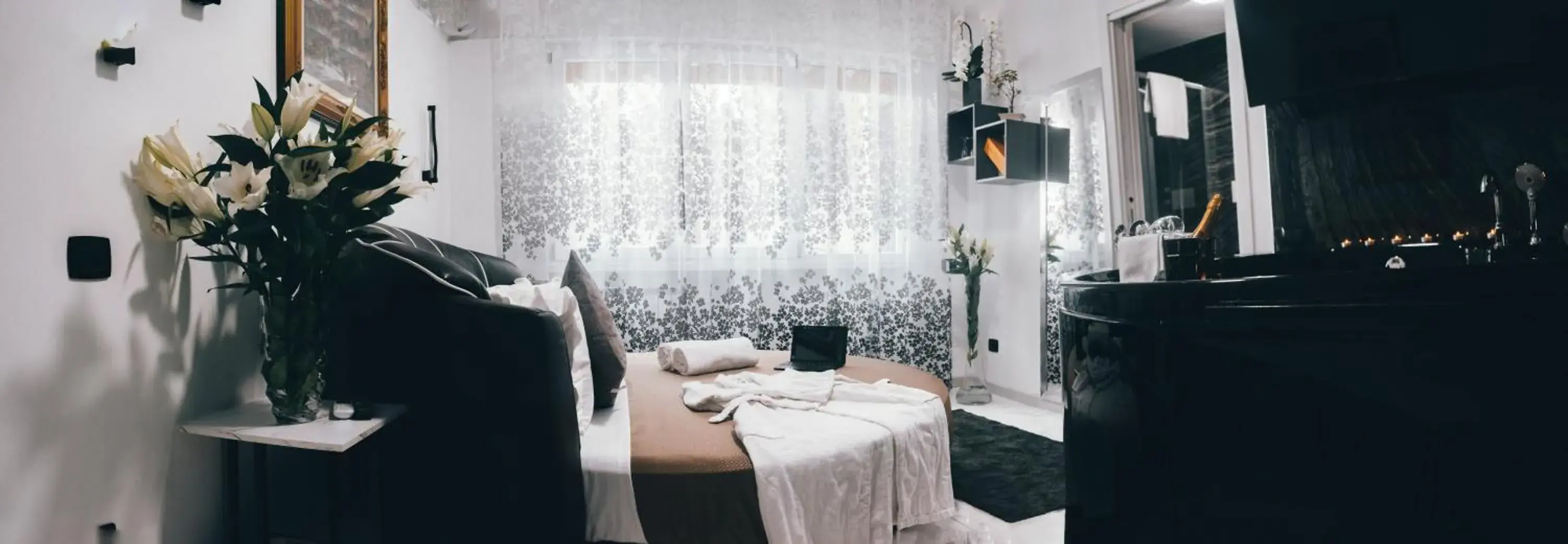 Honeymoon Suite in Gregorio VII Luxury Suites San Damaso Honeymoon Suite in Gregorio VII Luxury Suites San Damaso