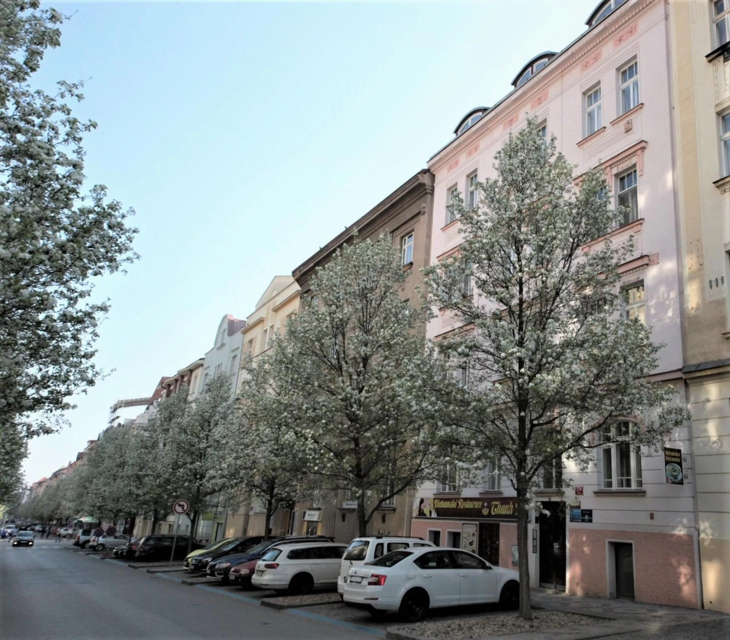 City Castle Aparthotel