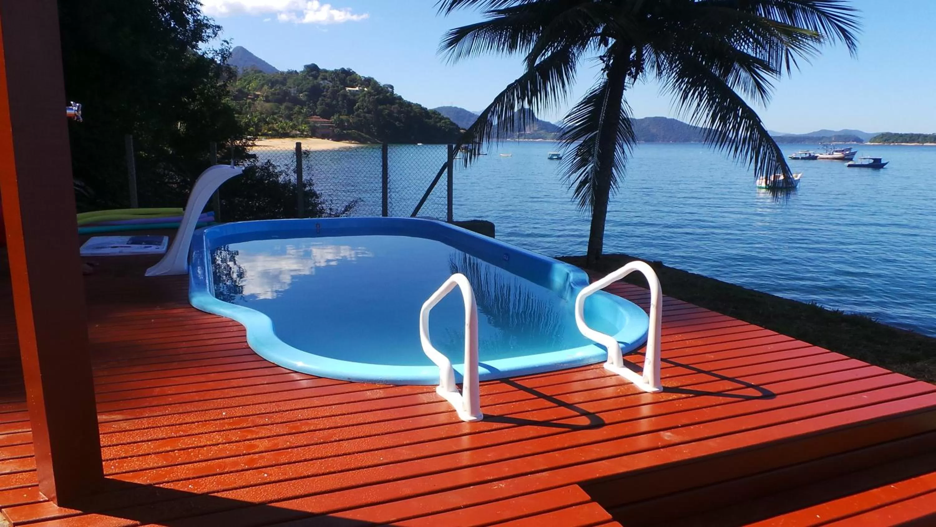 Day, Balcony/Terrace in Ocean Green Flats