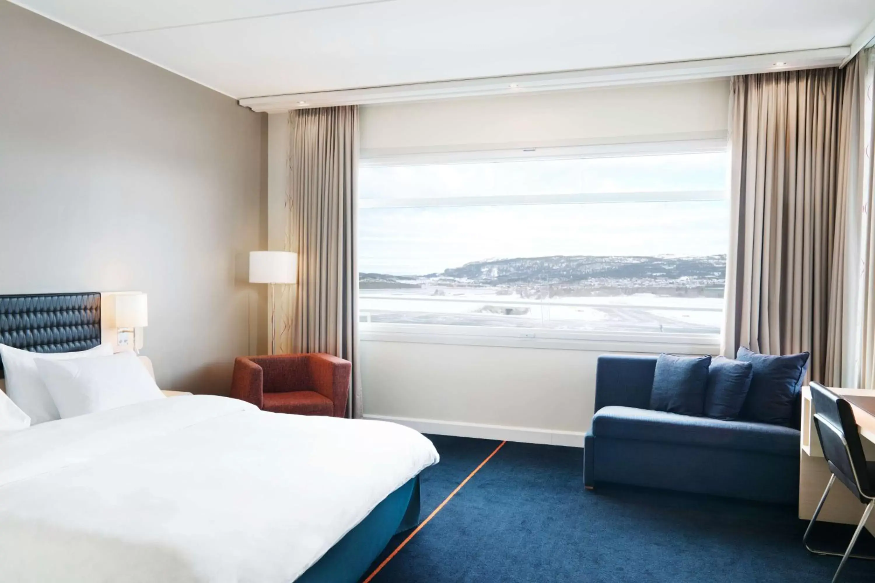 Premium Room with Fjord and Runway View in Radisson Blu Hotel, Trondheim Airport Premium Room with Fjord and Runway View in Radisson Blu Hotel, Trondheim Airport