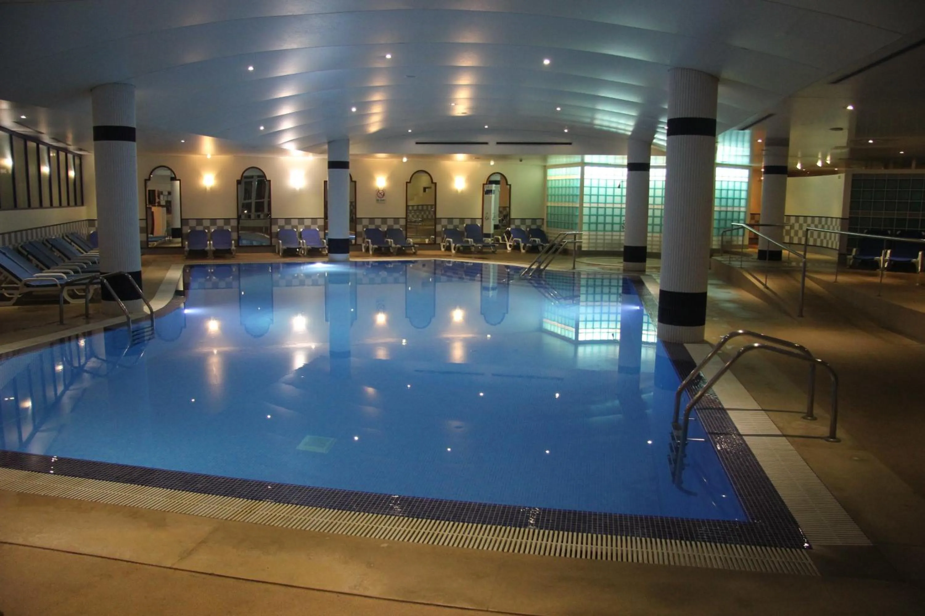 Night in Suite Hotel Jardins Da Ajuda