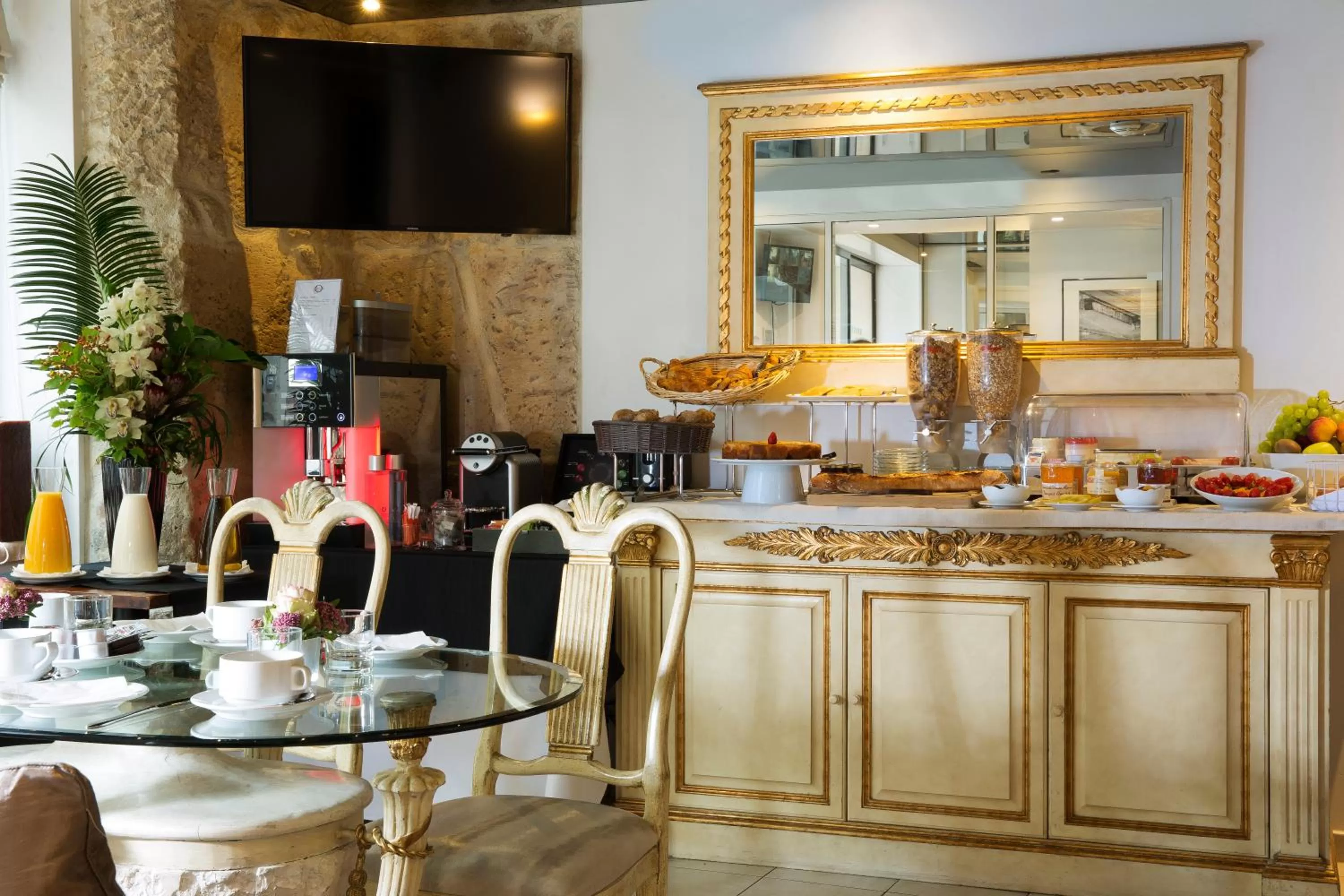 Buffet breakfast in Lion d'Or Paris Hotel