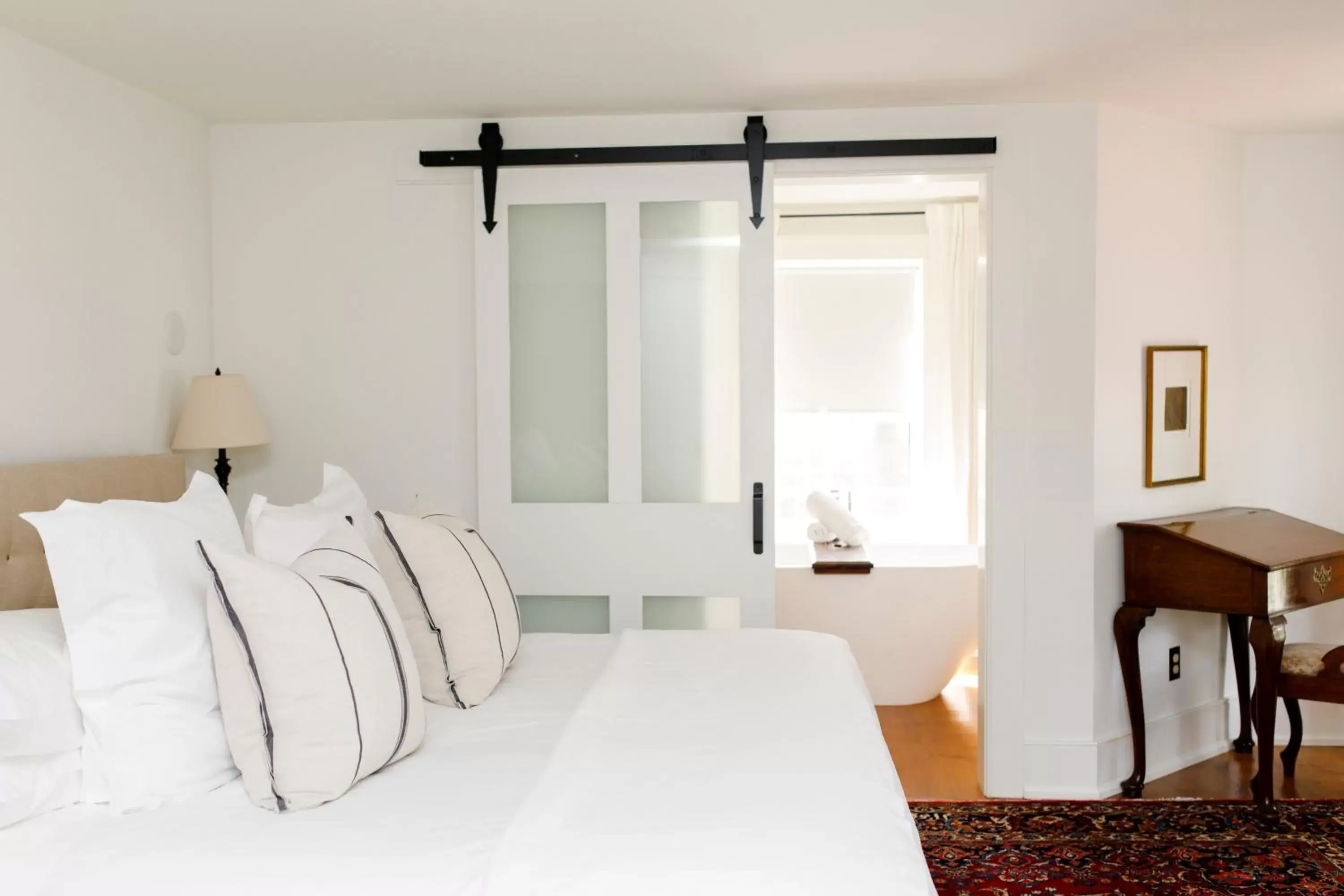 Premium Room, 1 King, Fireplace in Woodbourne Inn Premium Room, 1 King, Fireplace in Woodbourne Inn