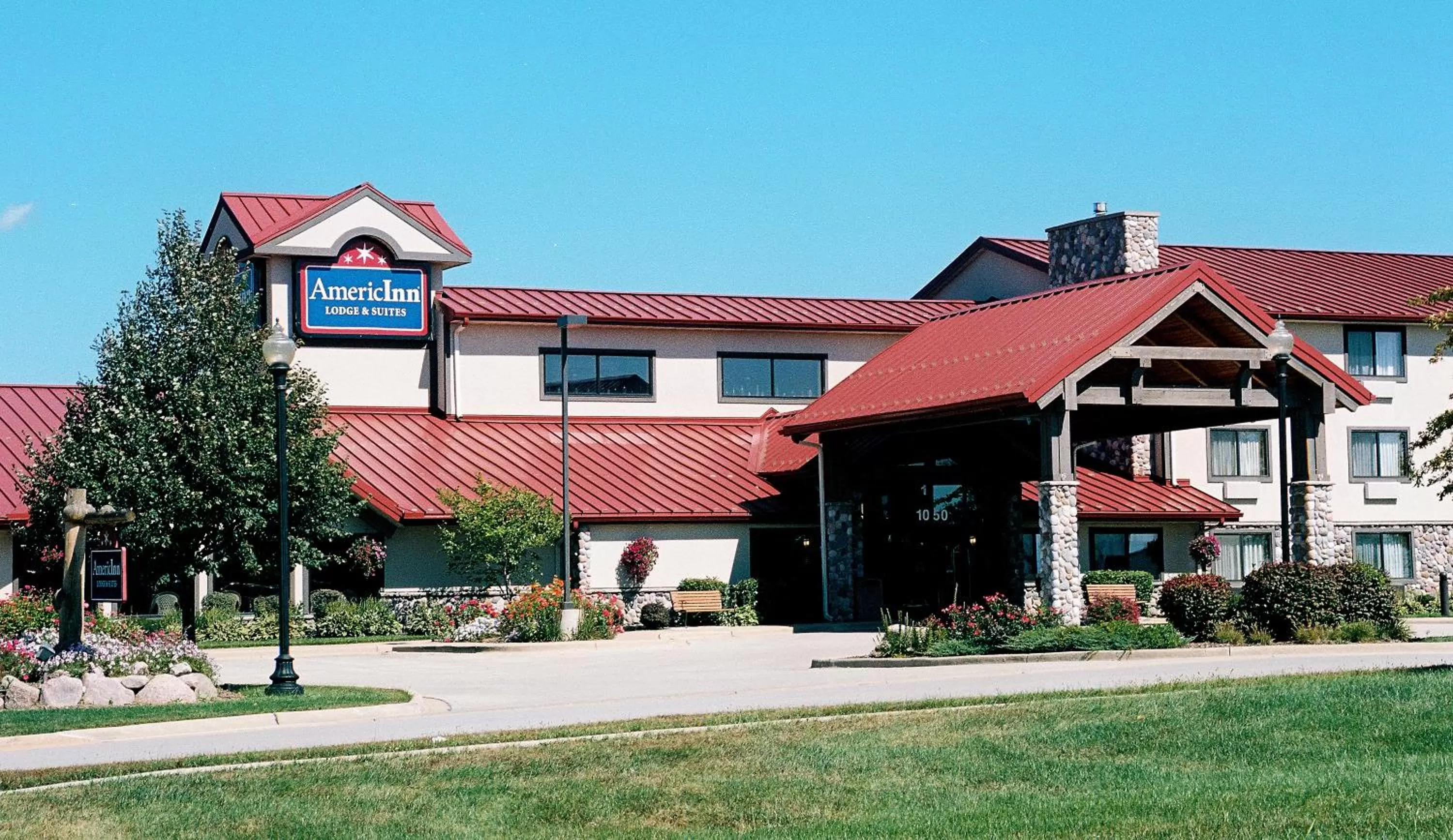 Property building in AmericInn by Wyndham Oswego