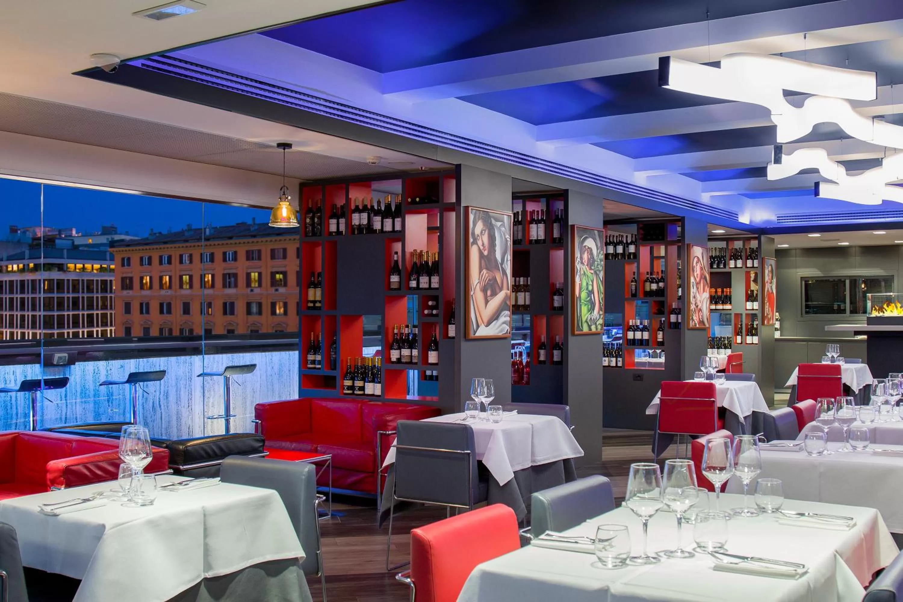 Restaurant/places to eat in iQ Hotel Roma