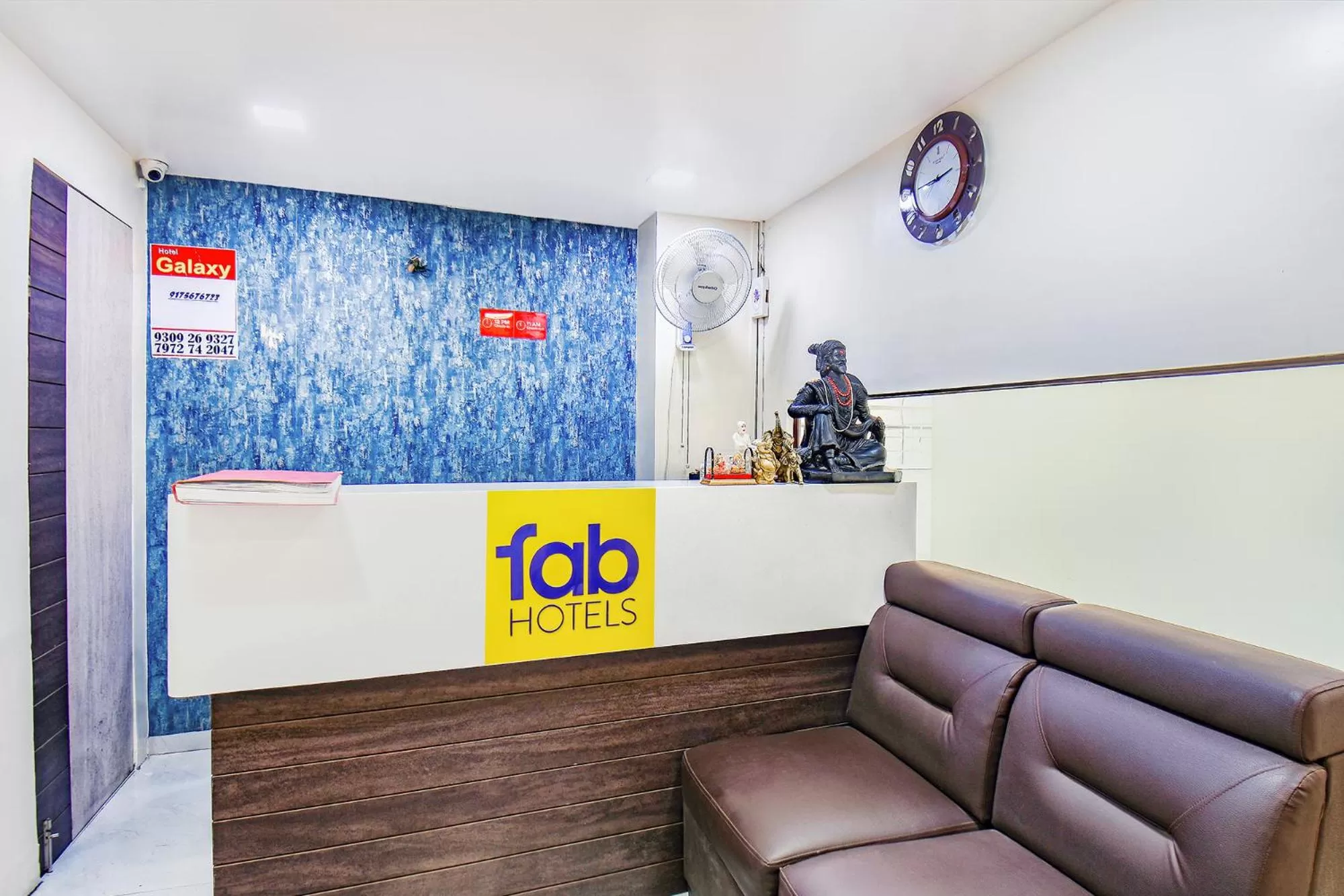Lobby or reception in FabExpress Galaxy Apartments - Lohegaon chowk