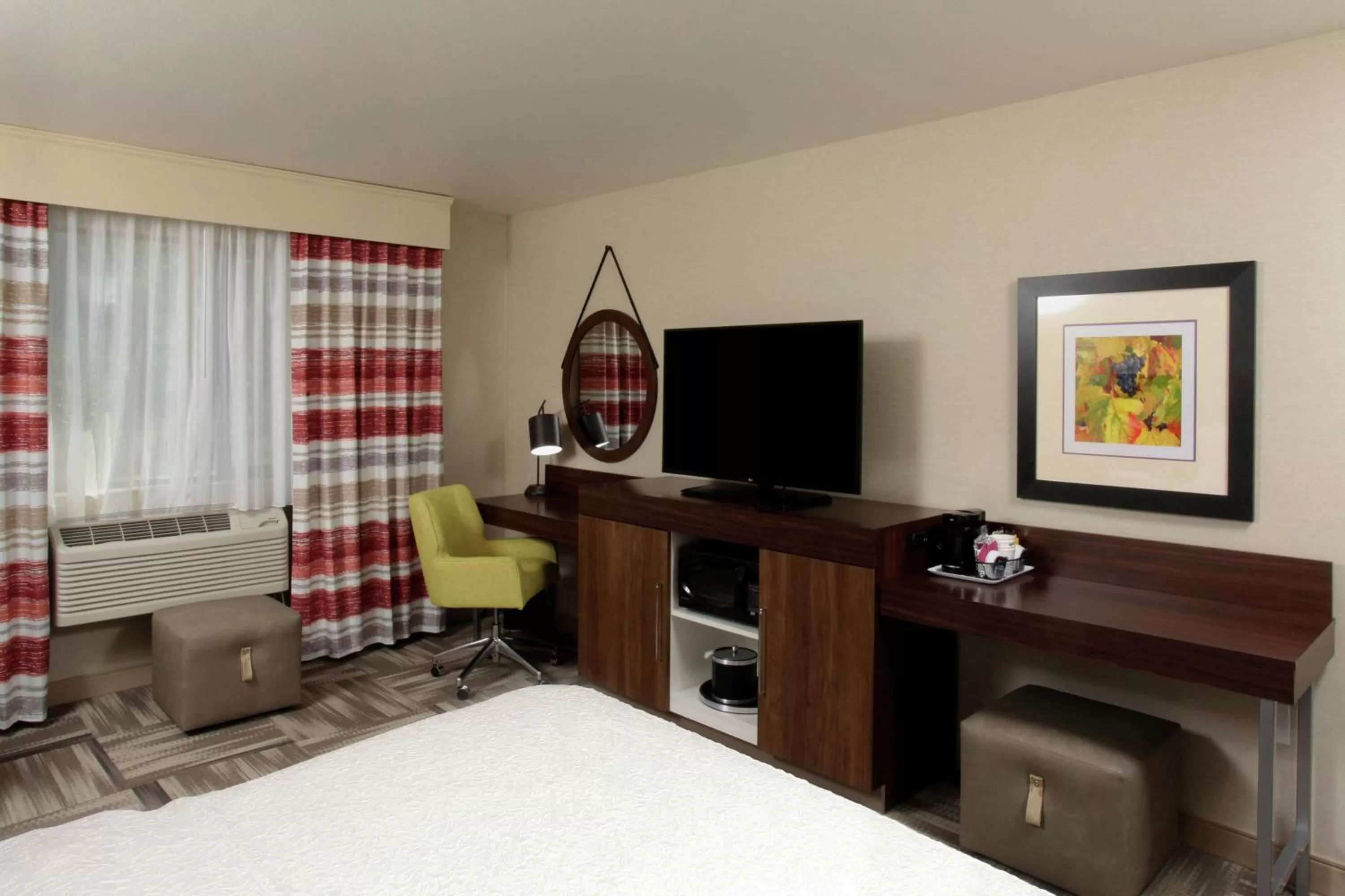 Bedroom, Bed in Hampton Inn Richland-Tri Cities