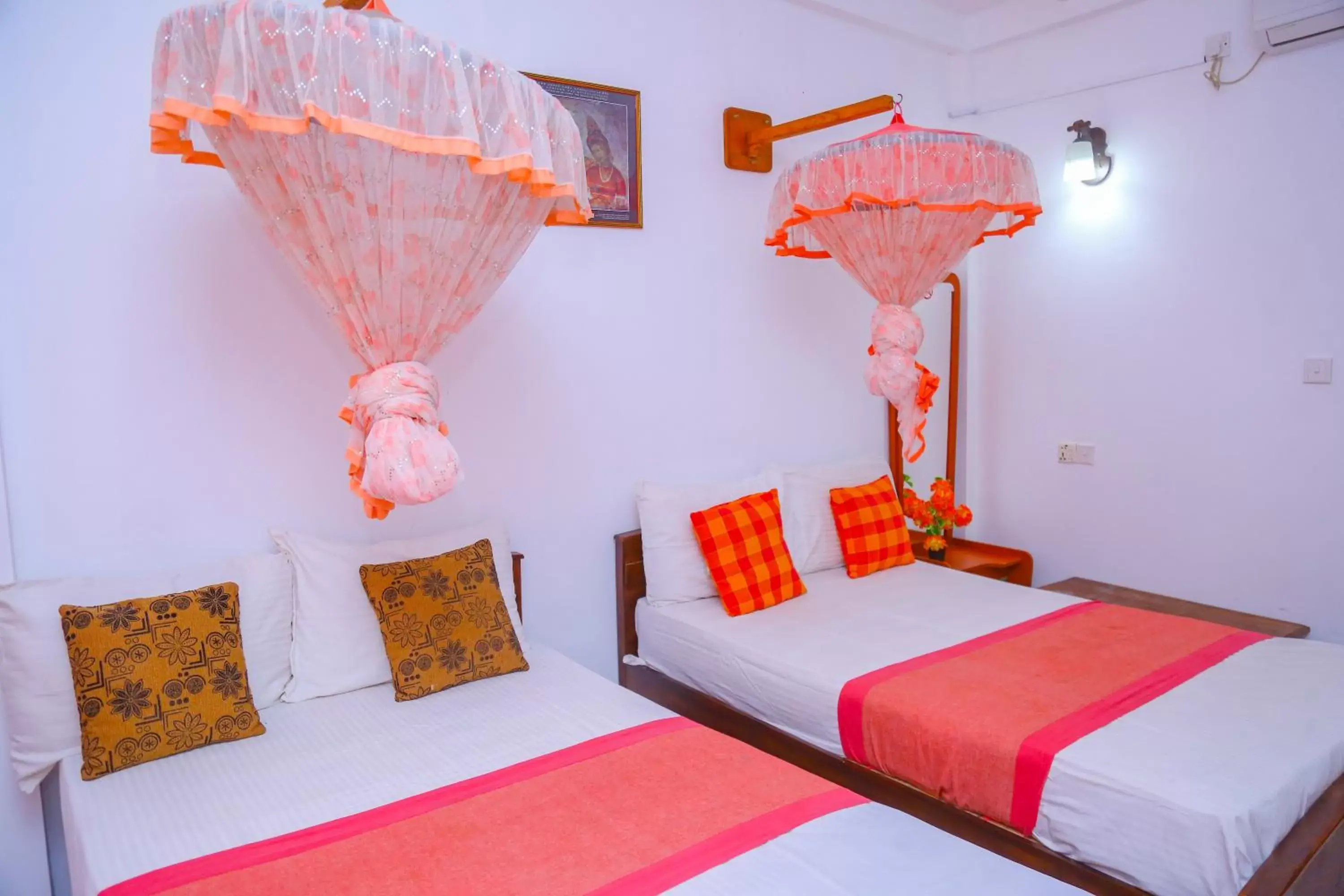 Standard Double Room with Fan in Canal Side Guest House Polonnaruwa Standard Double Room with Fan in Canal Side Guest House Polonnaruwa