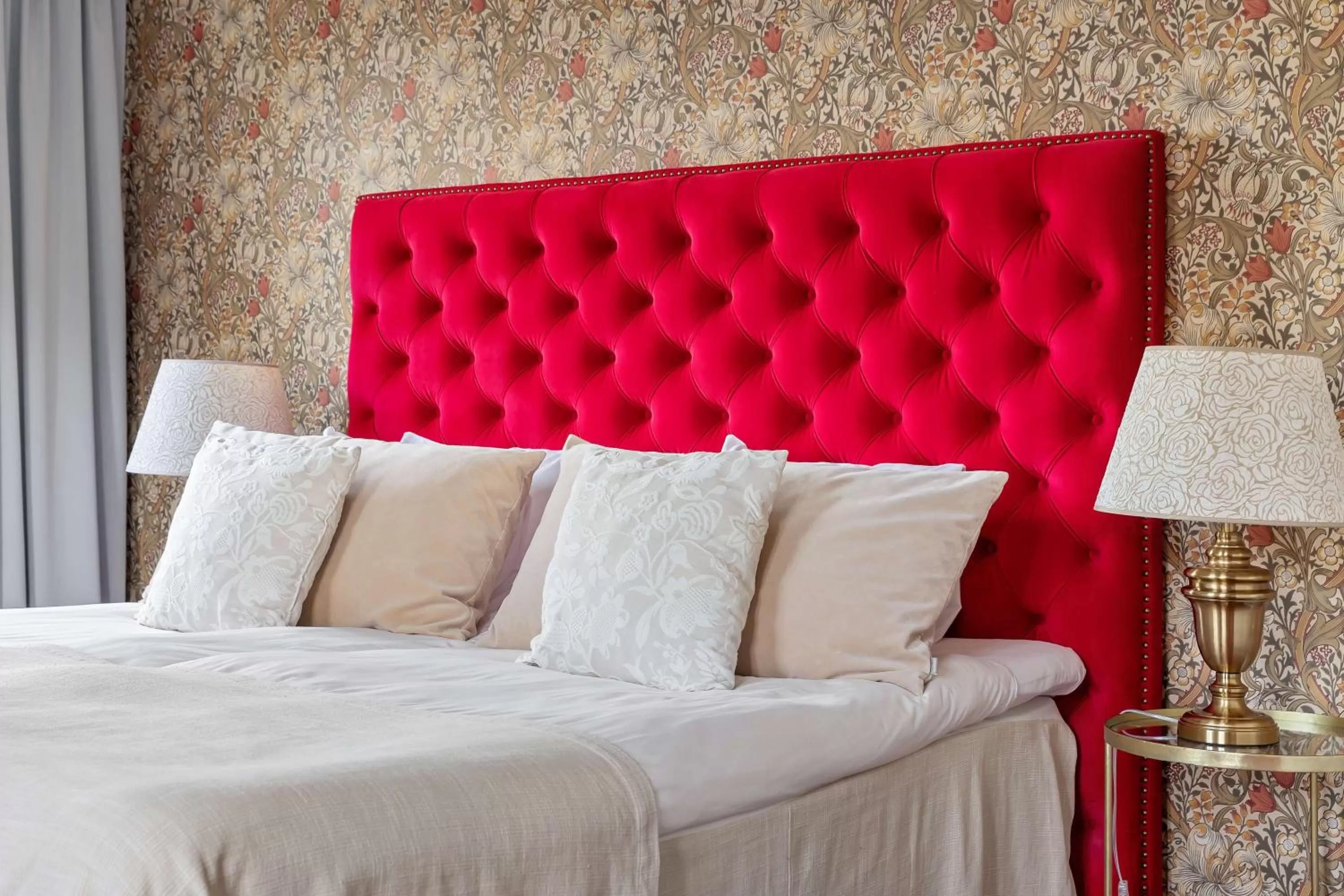 Bedroom, Bed in Centric Hotel