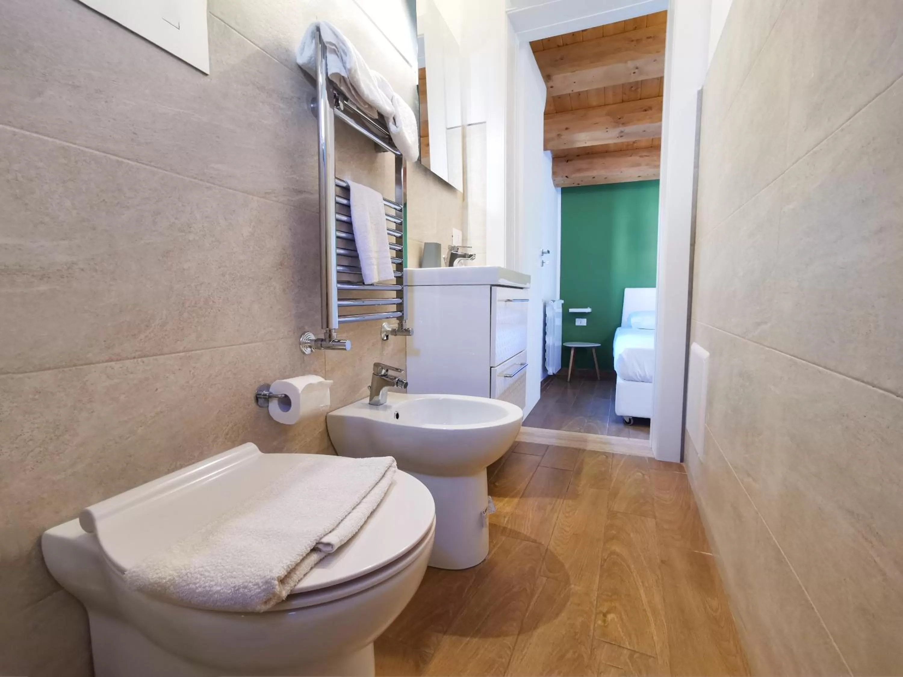 Toilet, Bathroom in Verdirooms158