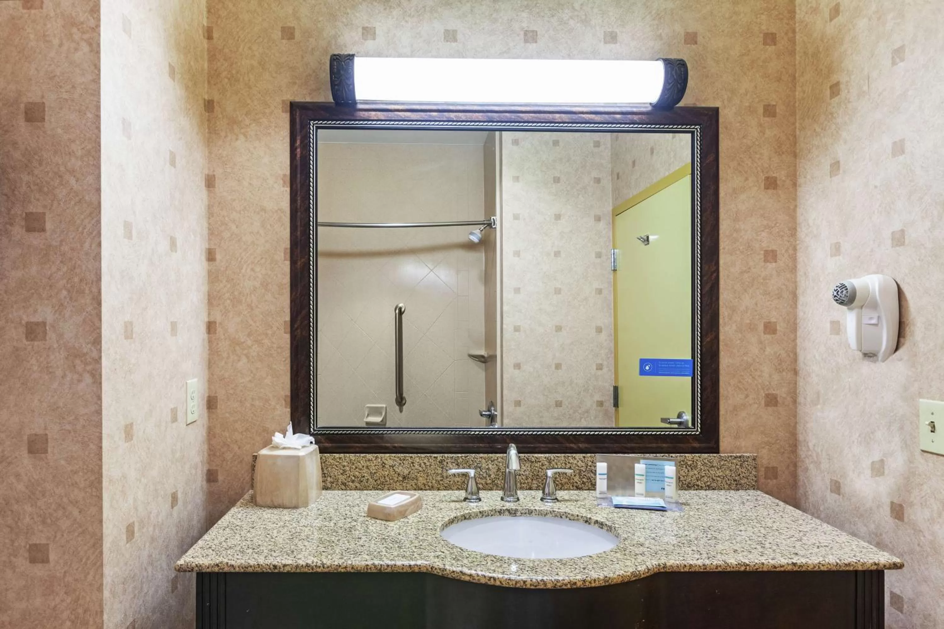 Bathroom in Hampton Inn & Suites Owasso