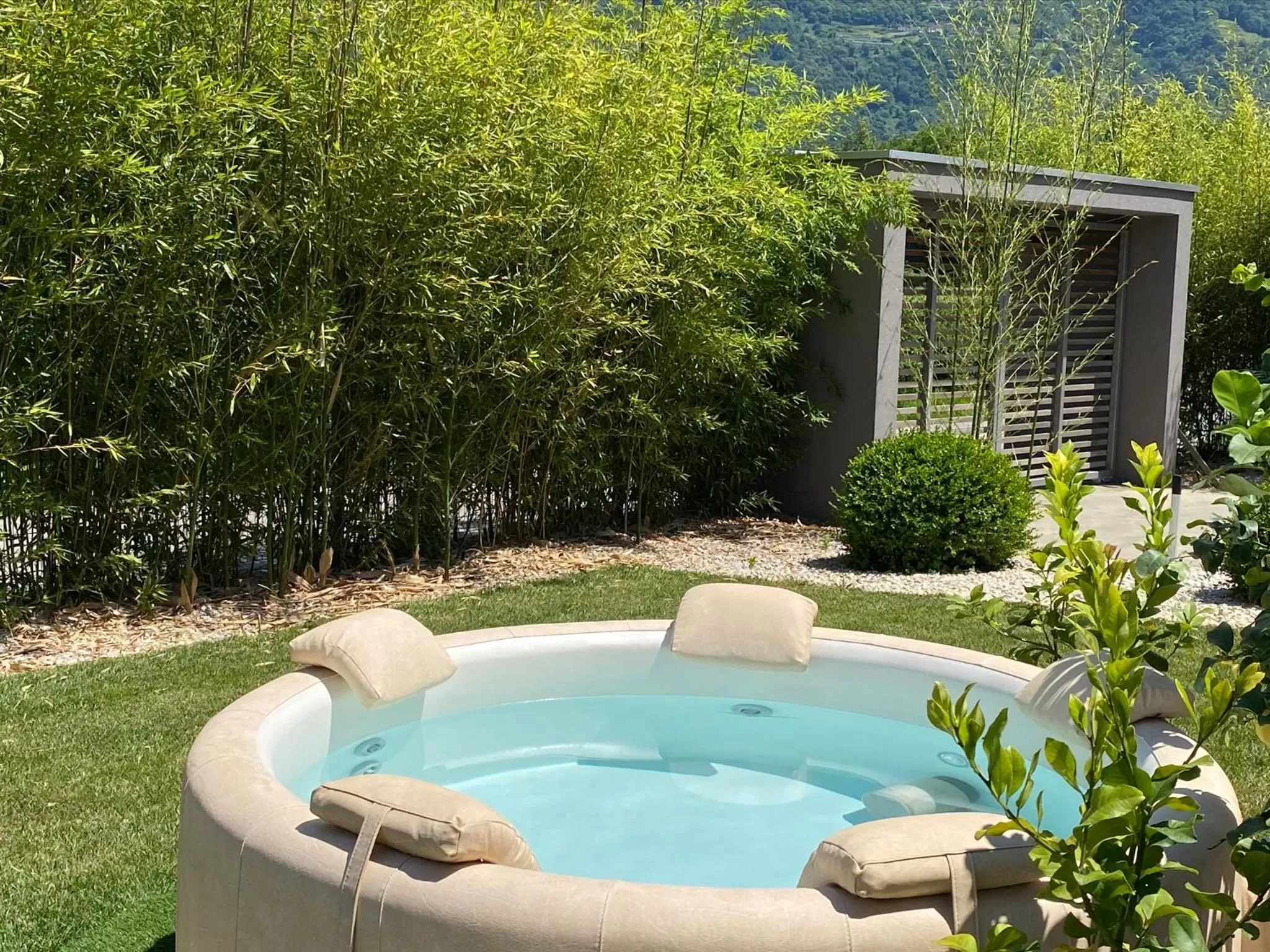 Garden in Art B&B Design