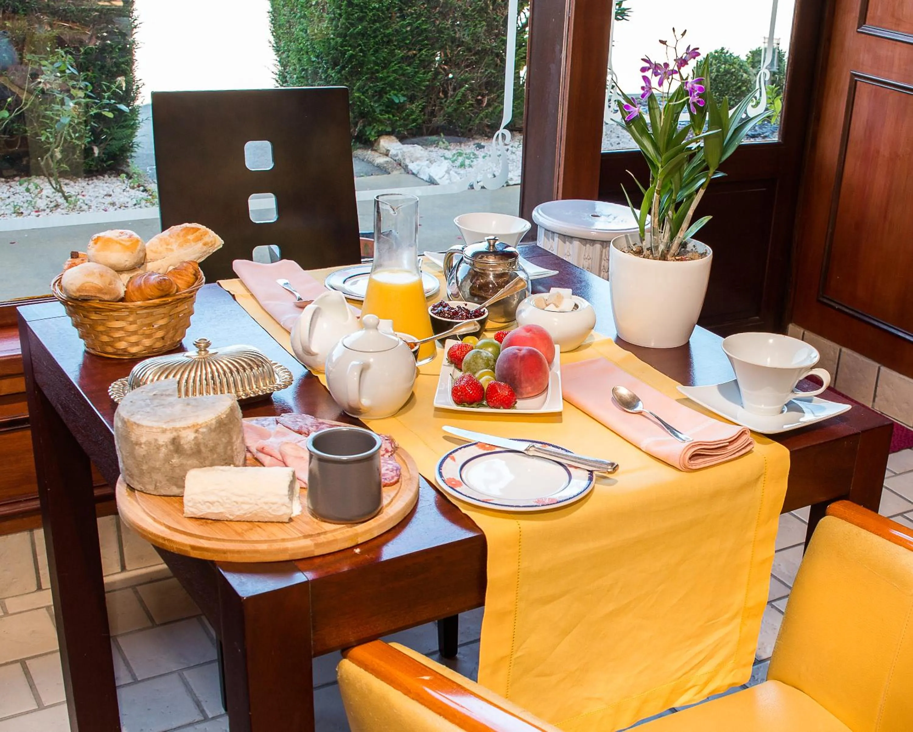 Le Clos Champel Hôtel Restaurant Logis