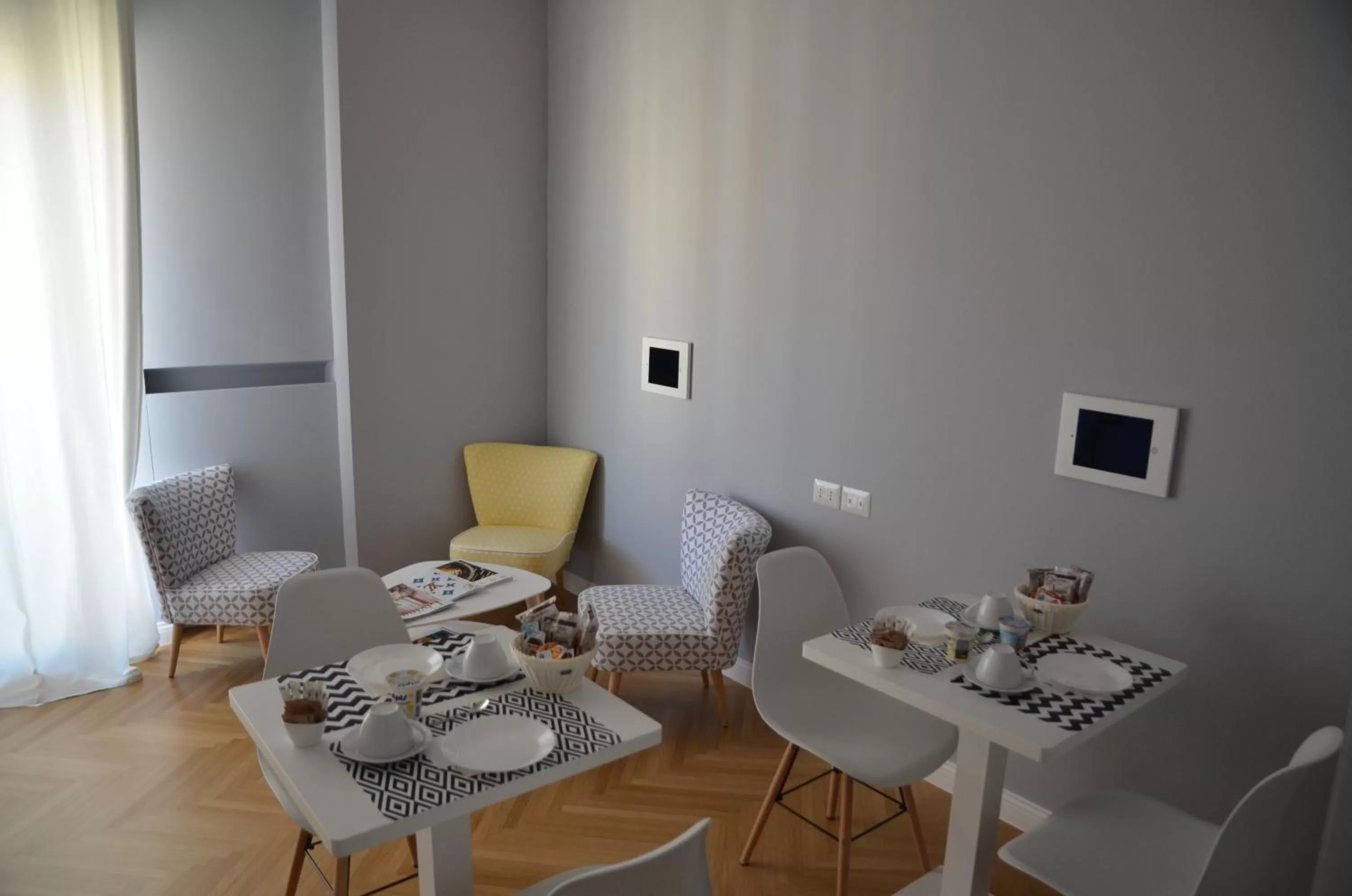 Living room in Room 56