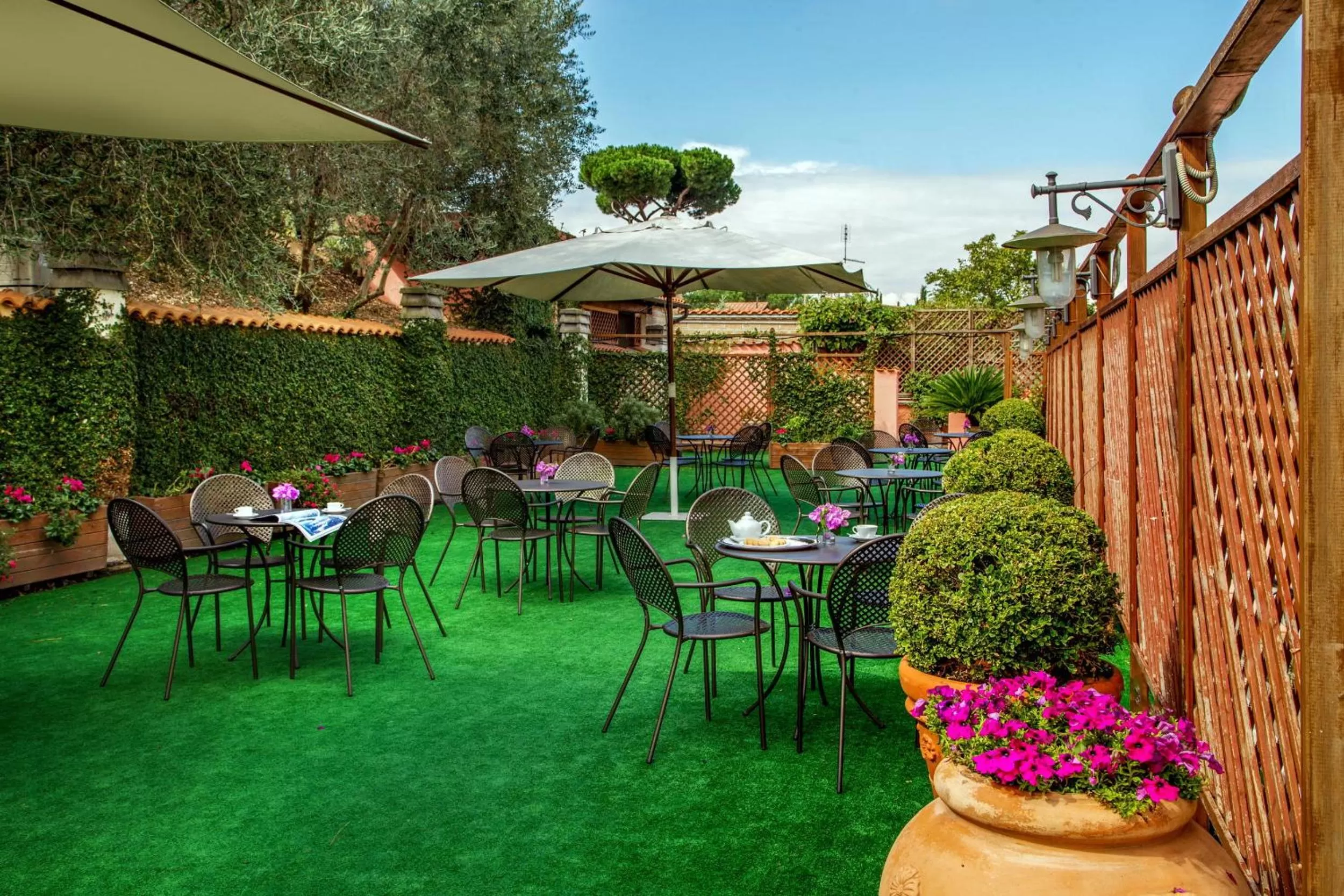 Garden in Marini Park Hotel