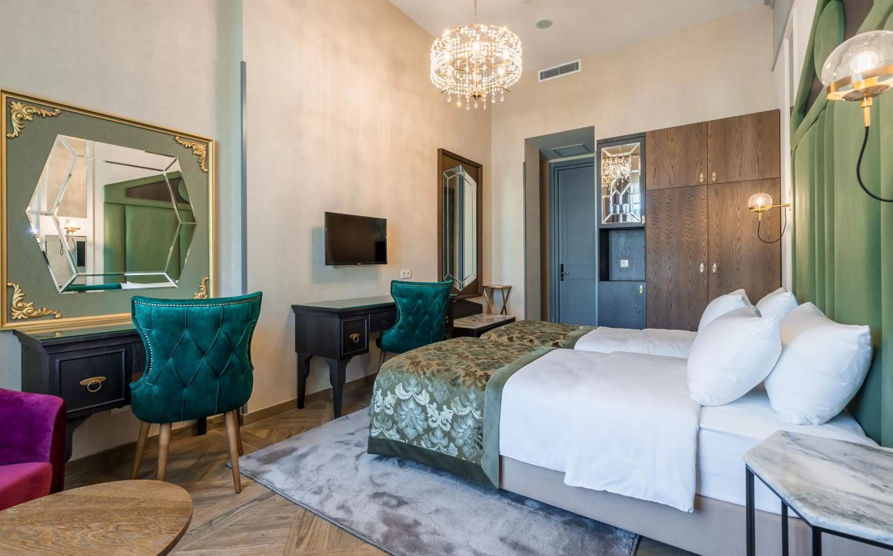 Bed in Orbeliani Residence Hotel