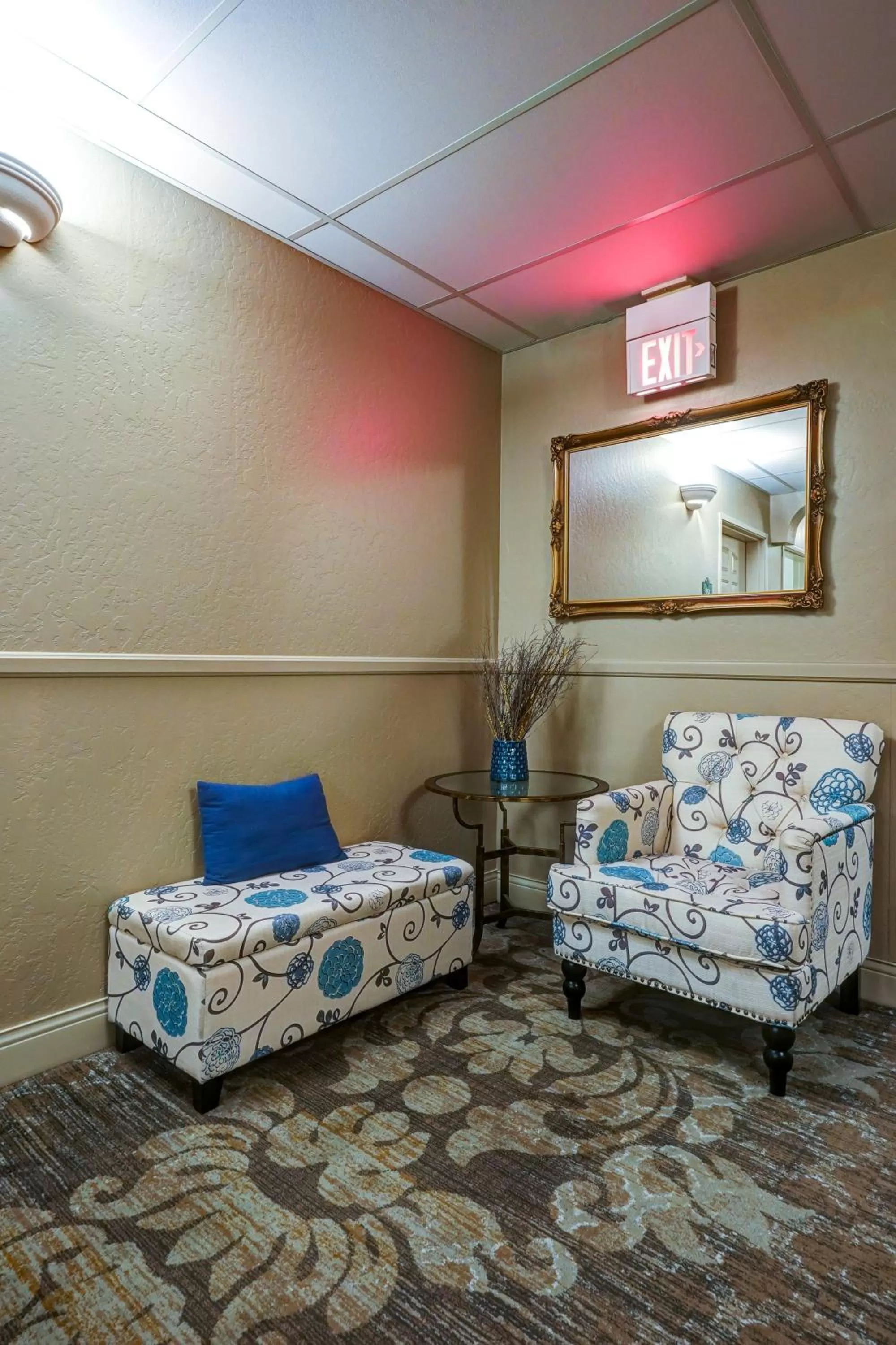 Seating area in Forest Villas Hotel