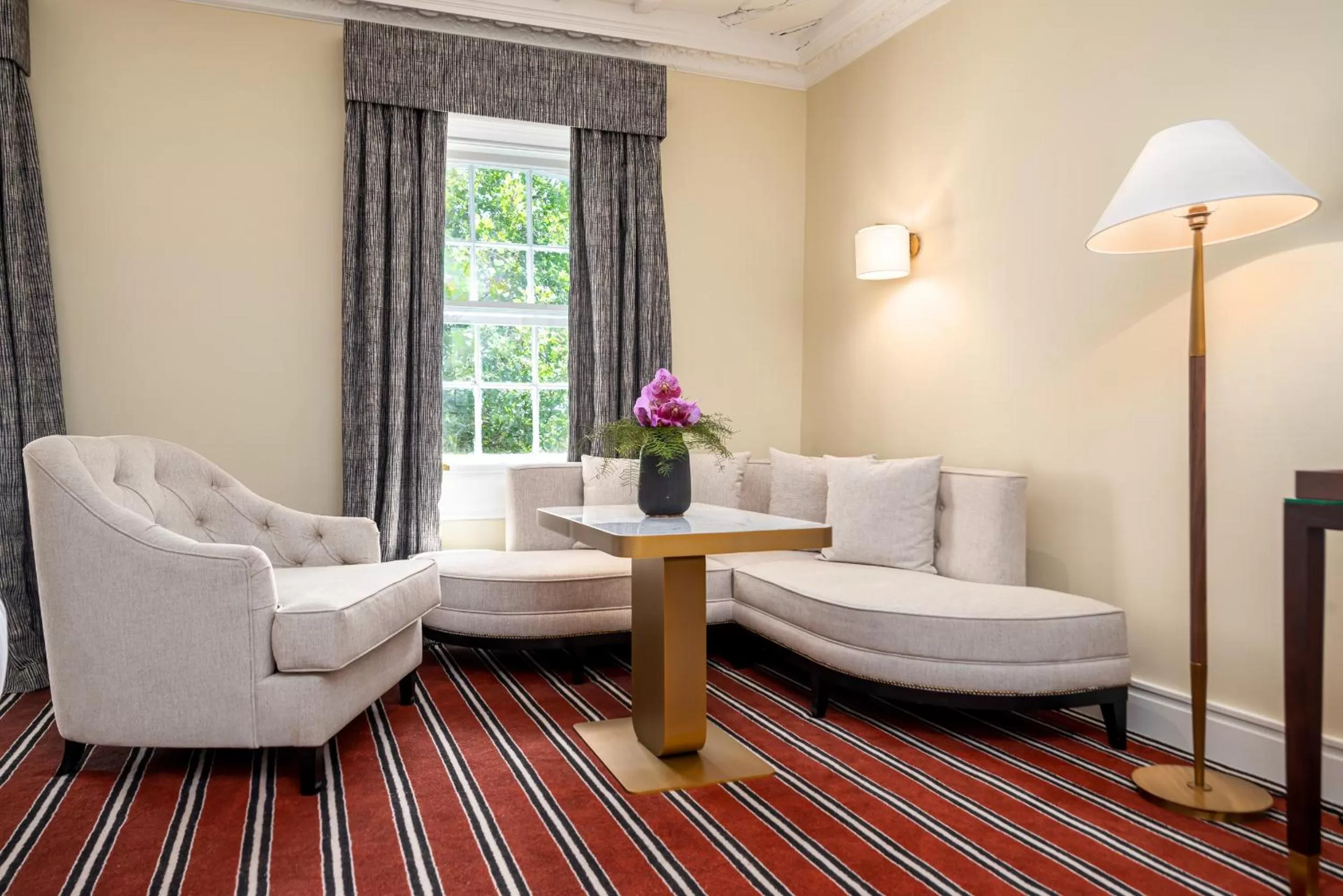 Bedroom in The Relais Henley