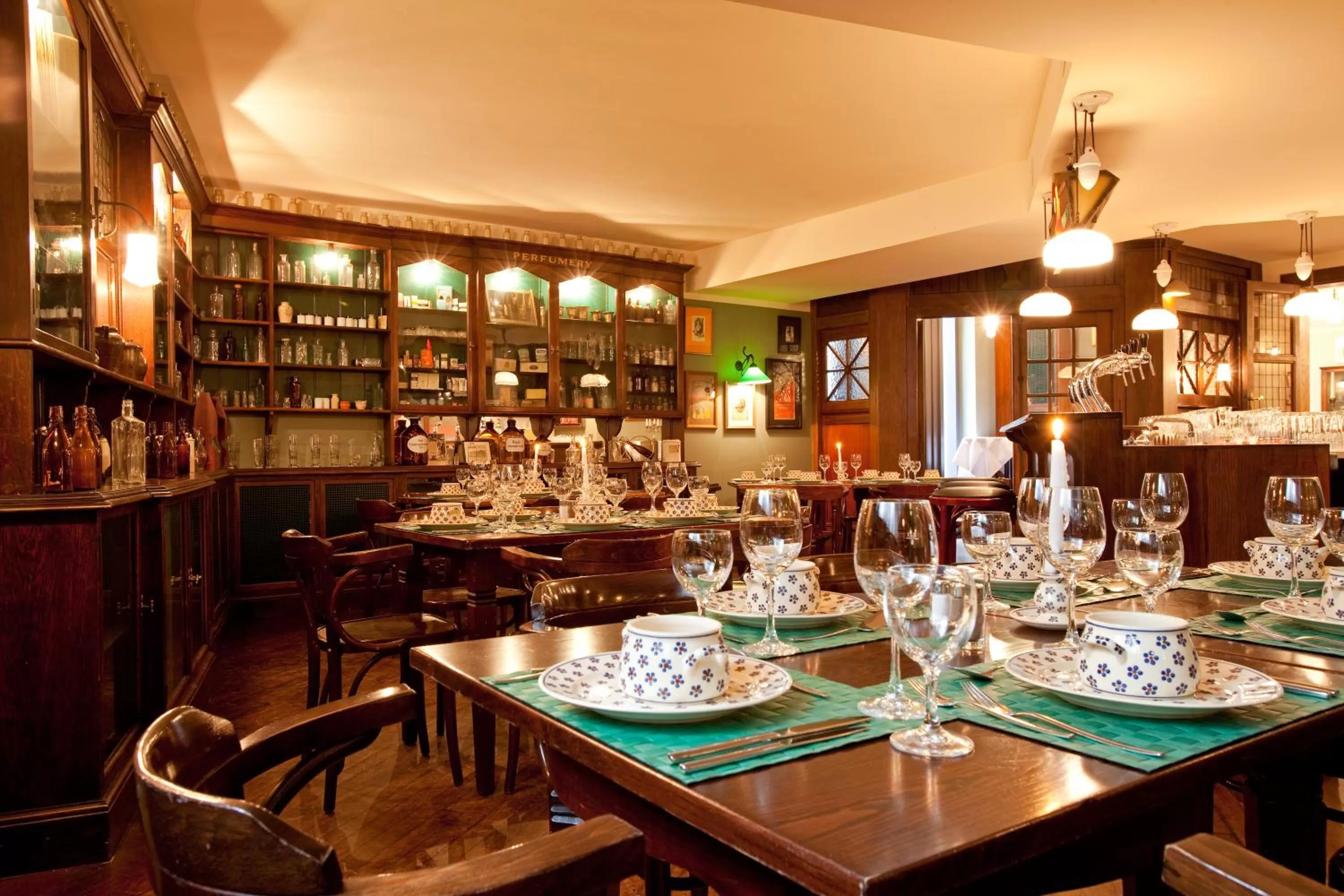 Restaurant/places to eat in Vienna House by Wyndham Sonne Rostock