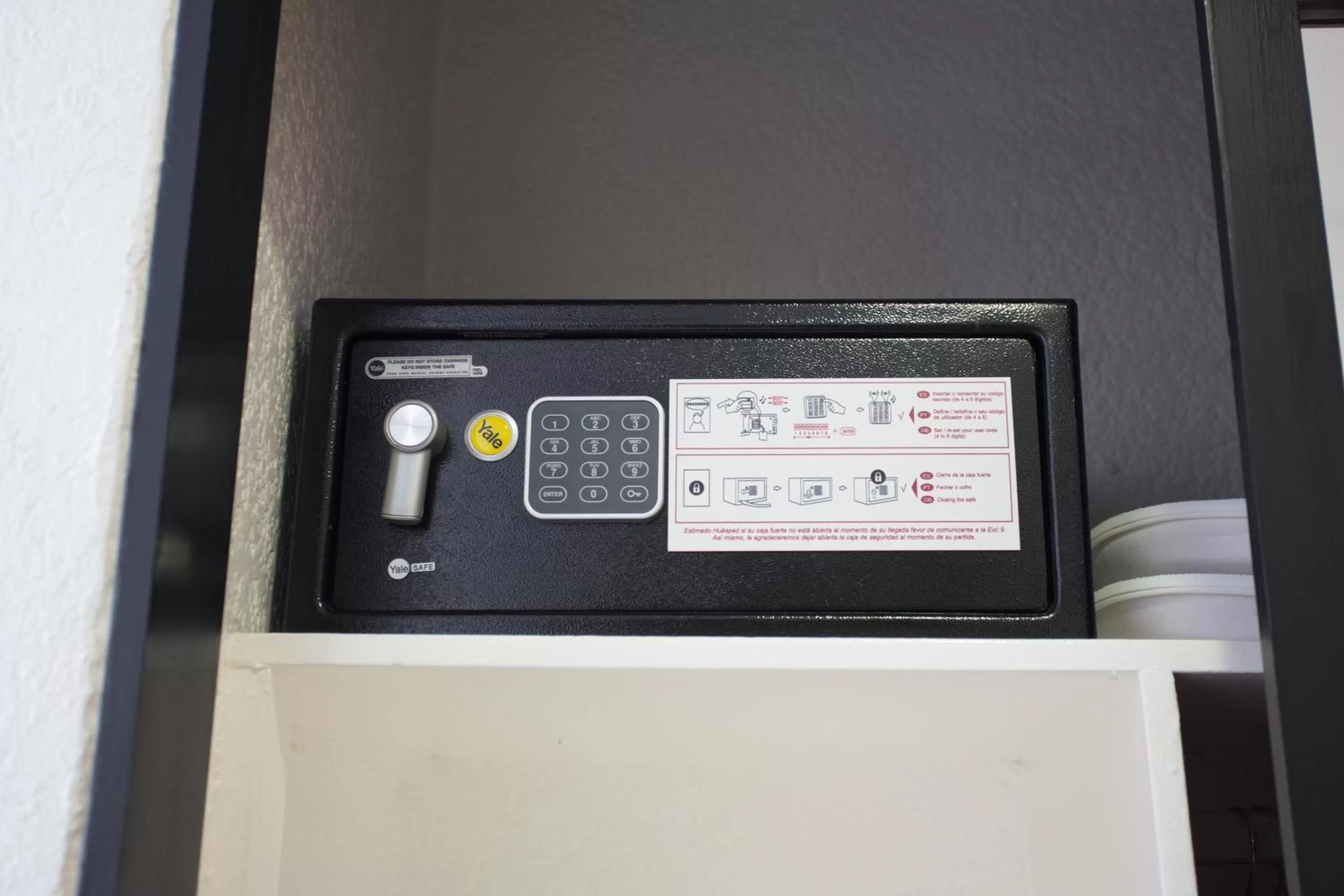 Photo of the whole room in Best Western Plus Gran Hotel Centro Historico