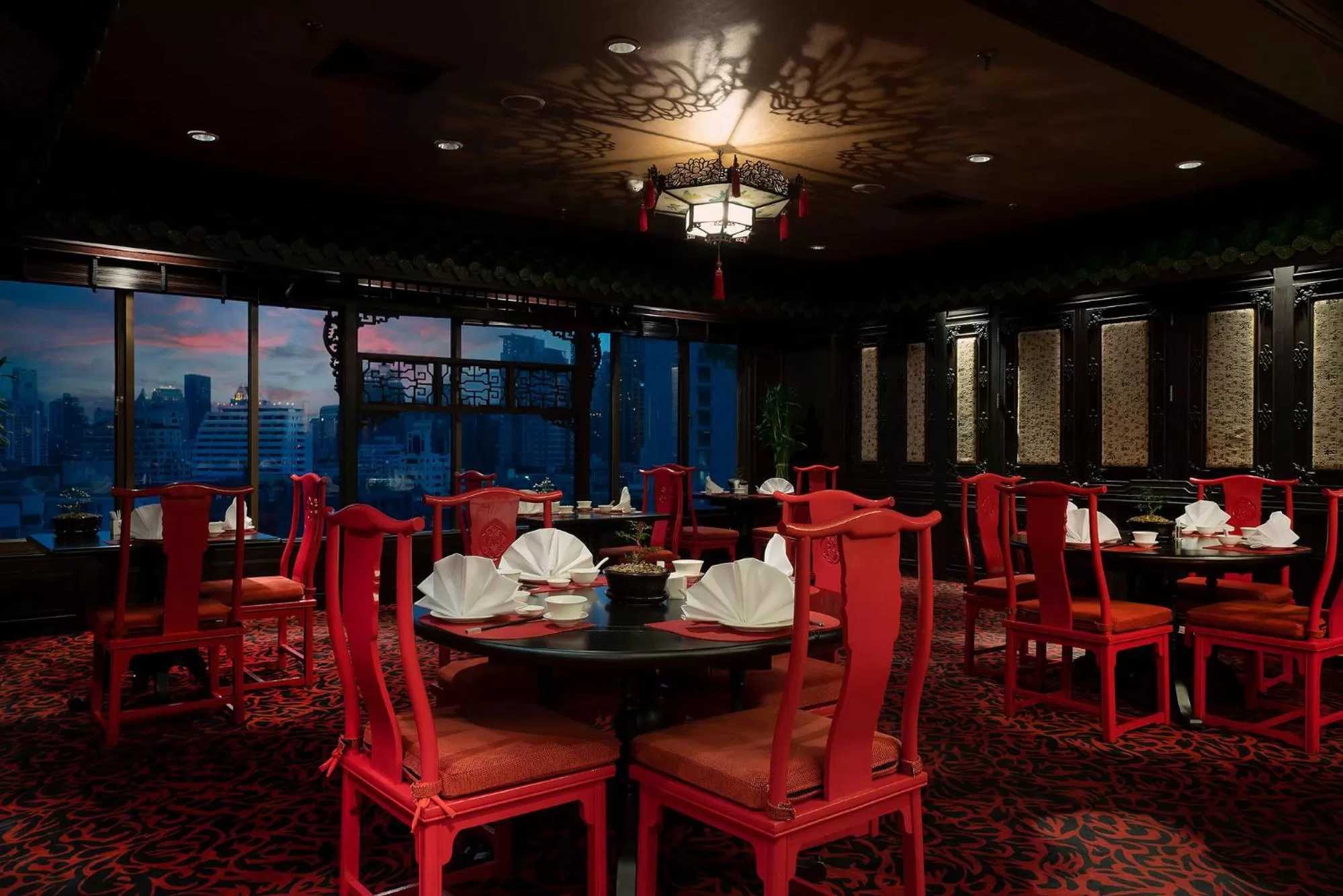 Restaurant/places to eat in The Landmark Bangkok