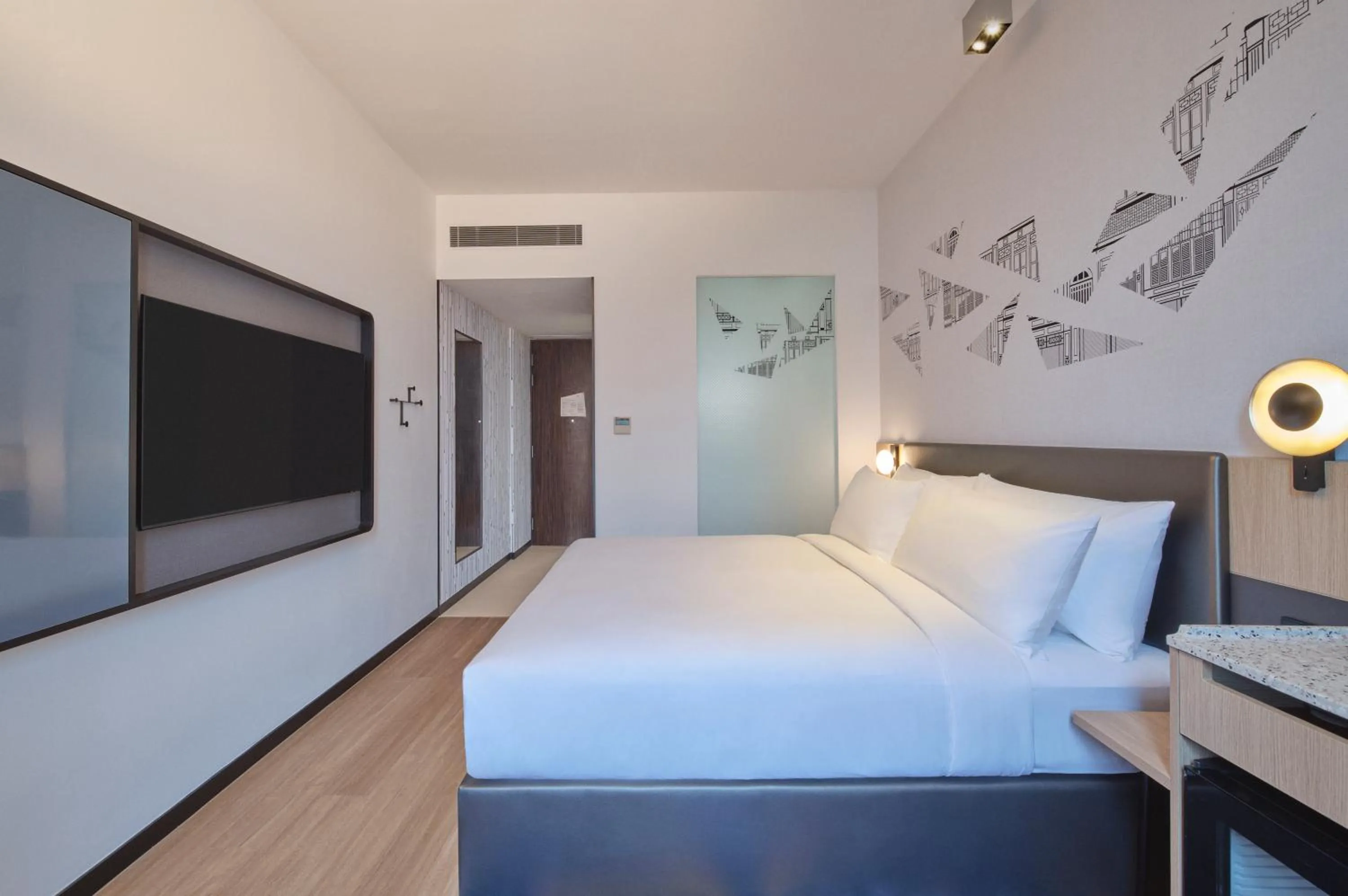 Bed in Aloft Singapore Novena