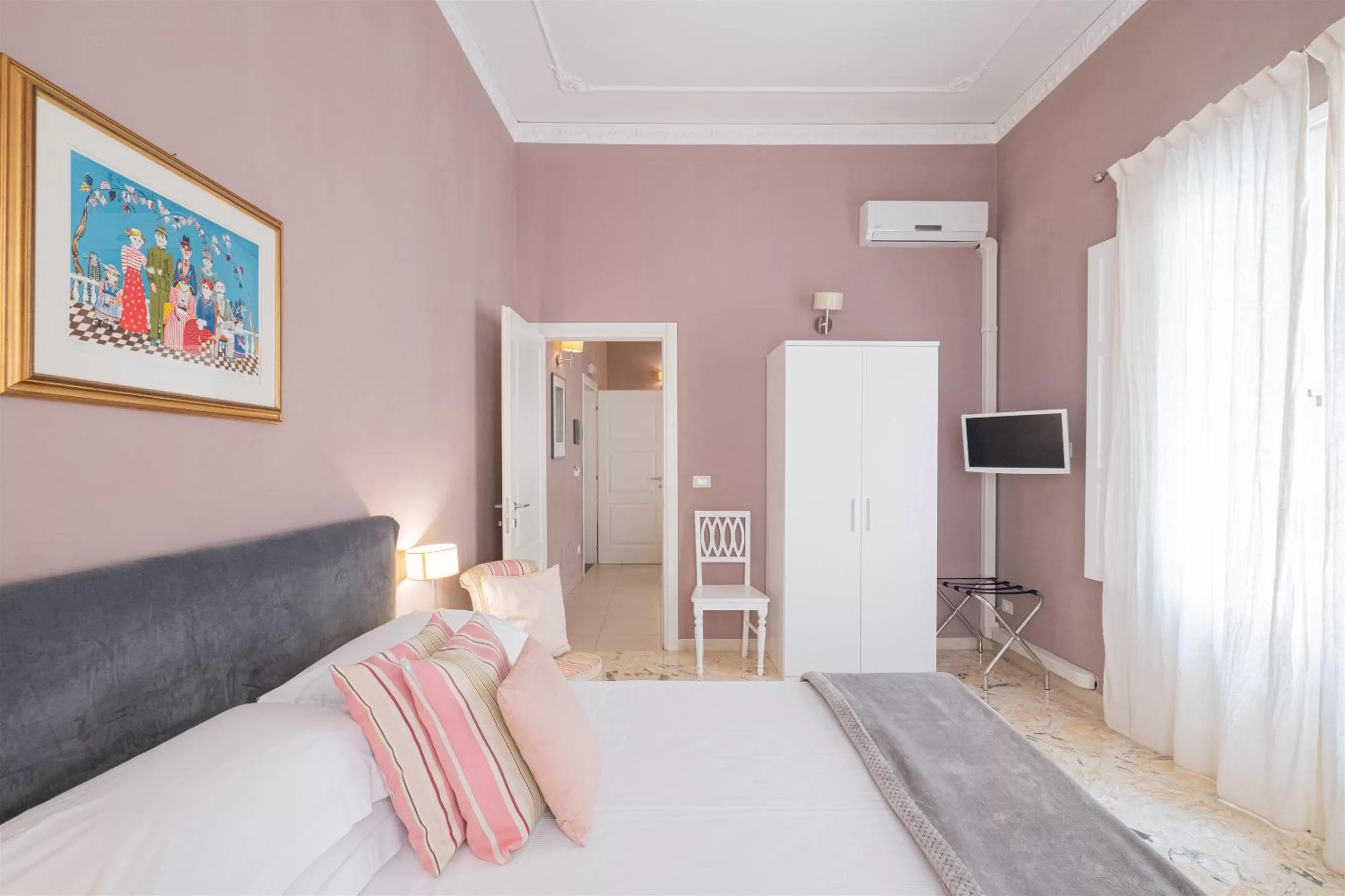 Photo of the whole room, Bed in Palazzo Gilistro