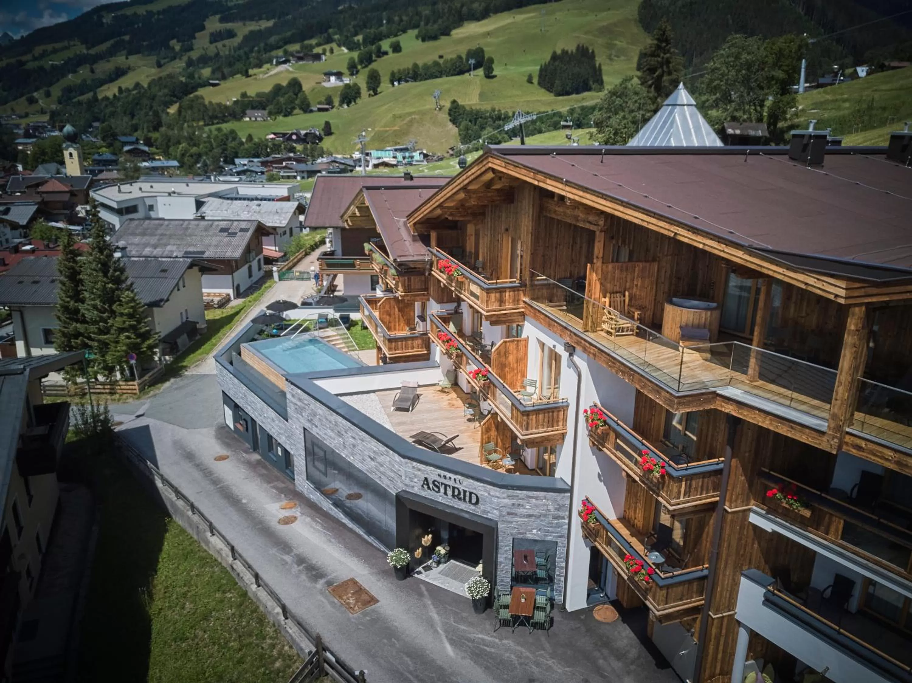 Property building in Hotel Astrid - Ski In - Ski Out