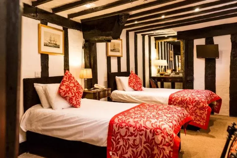 Twin Room - single occupancy in Mermaid Inn Twin Room - single occupancy in Mermaid Inn