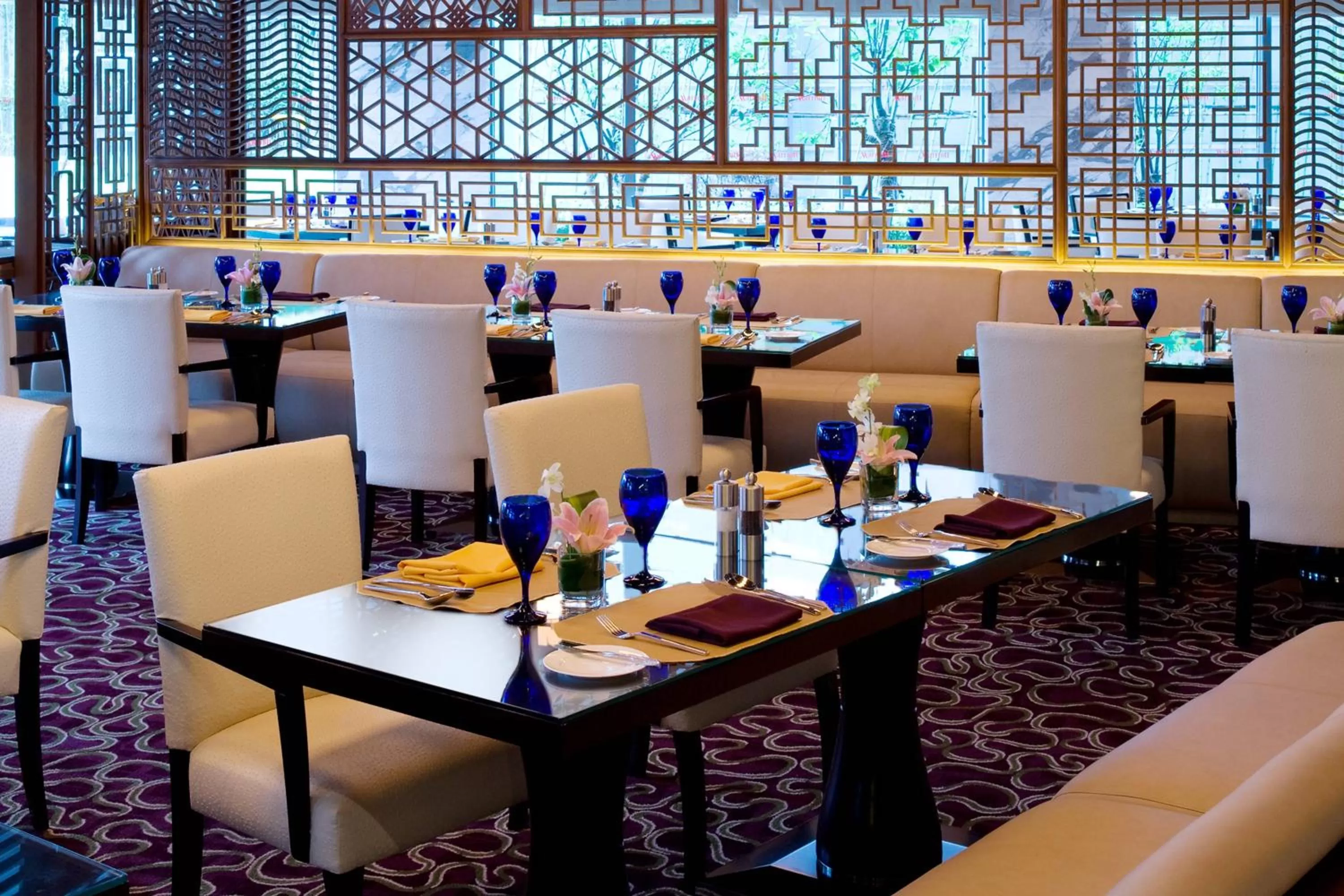Restaurant/places to eat in Ningbo Marriott Hotel