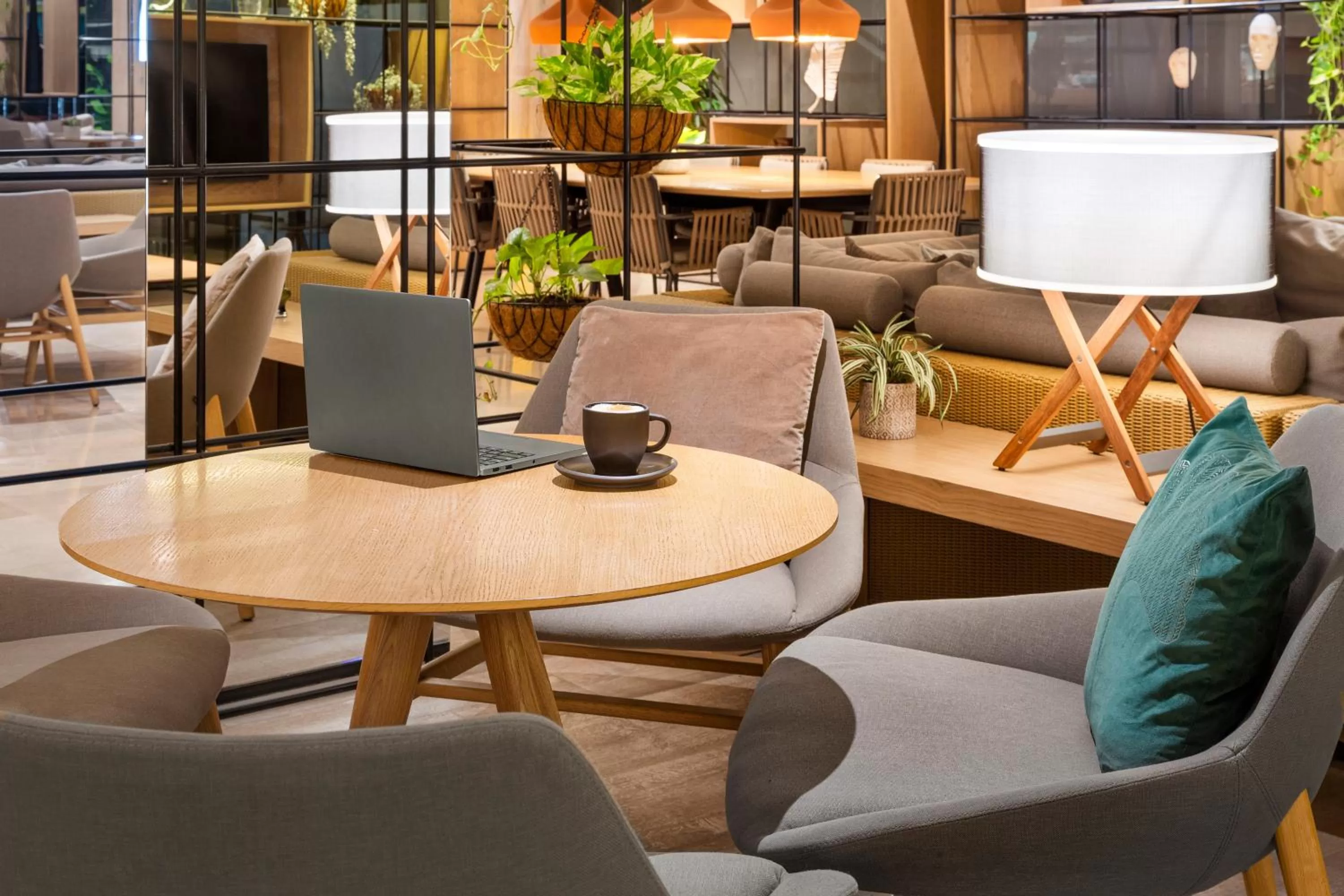 Communal lounge/ TV room in Melia Sevilla