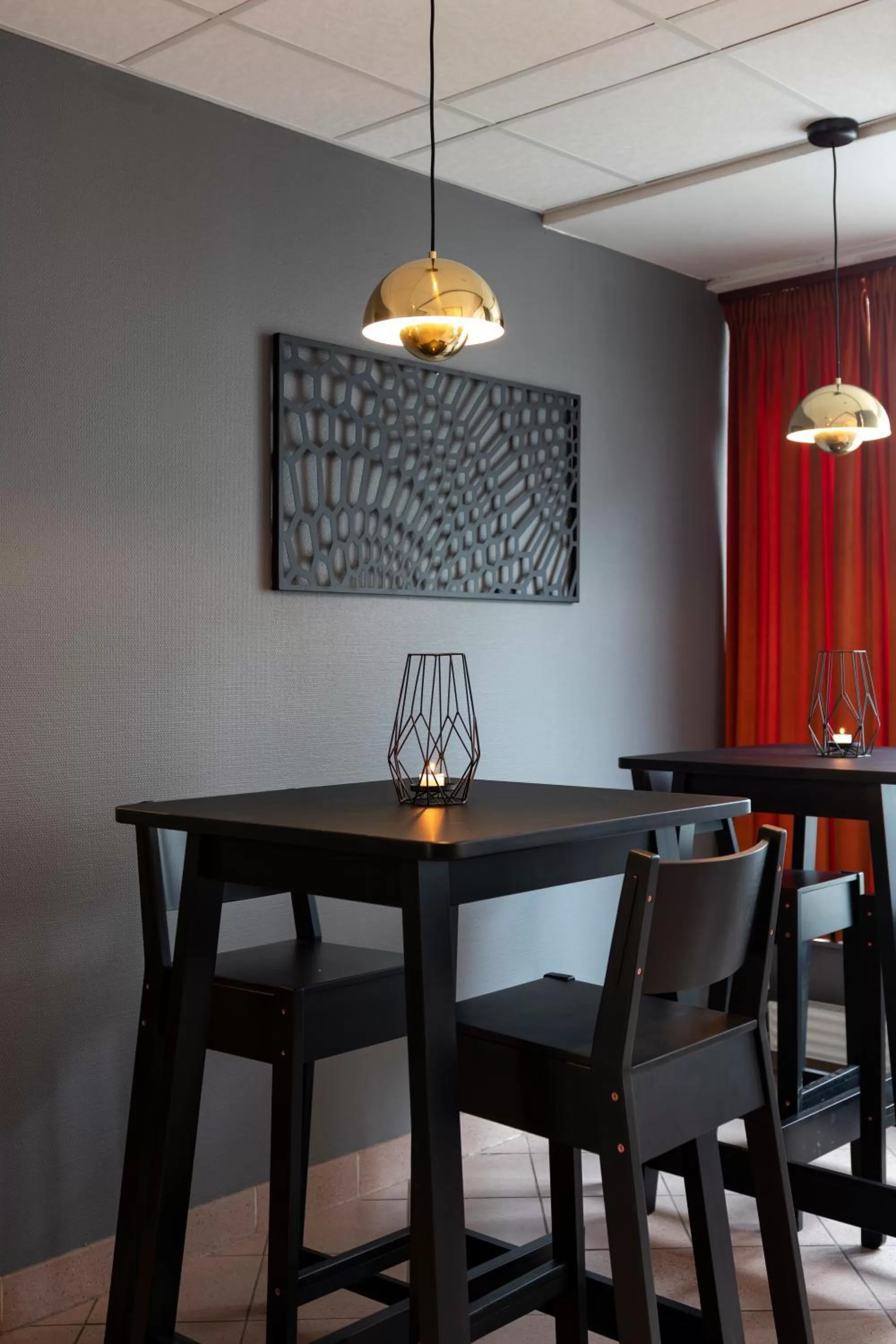 Dining area in Enter Amalie Hotel